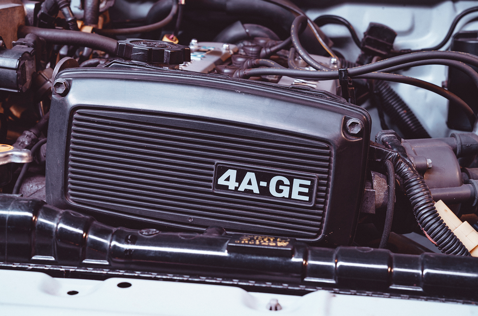 Classic & Sports Car – Thunder & lightning: Toyota Corolla AE86