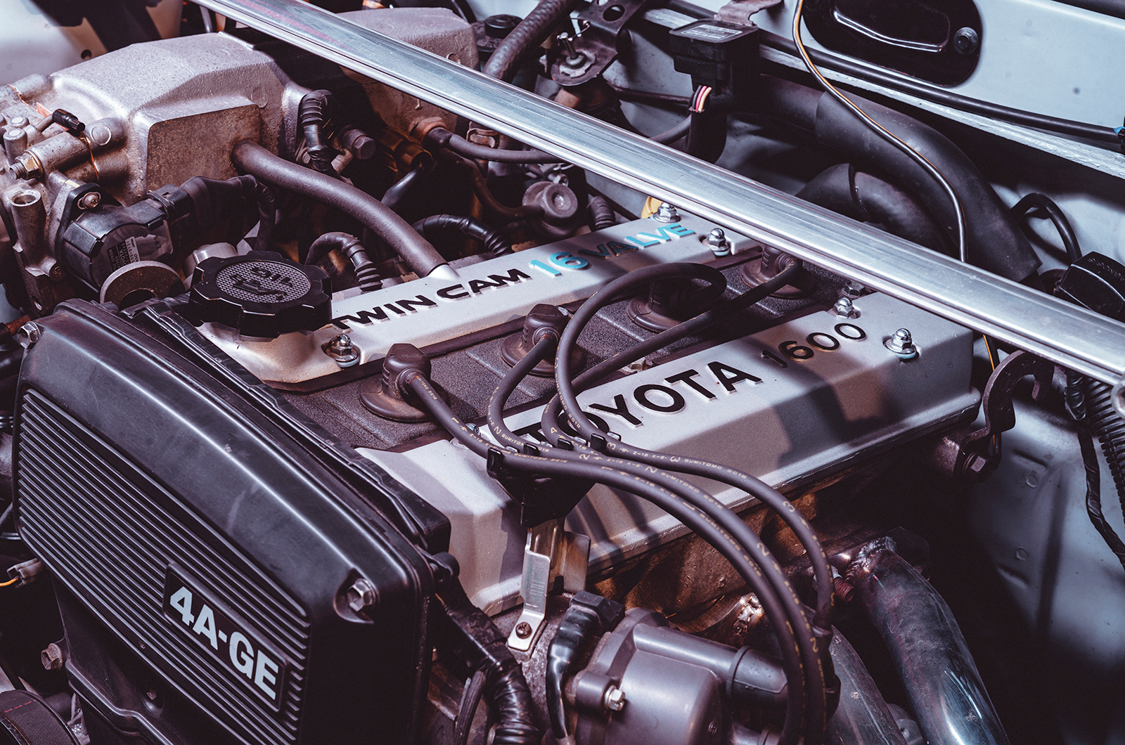 Classic & Sports Car – Thunder & lightning: Toyota Corolla AE86