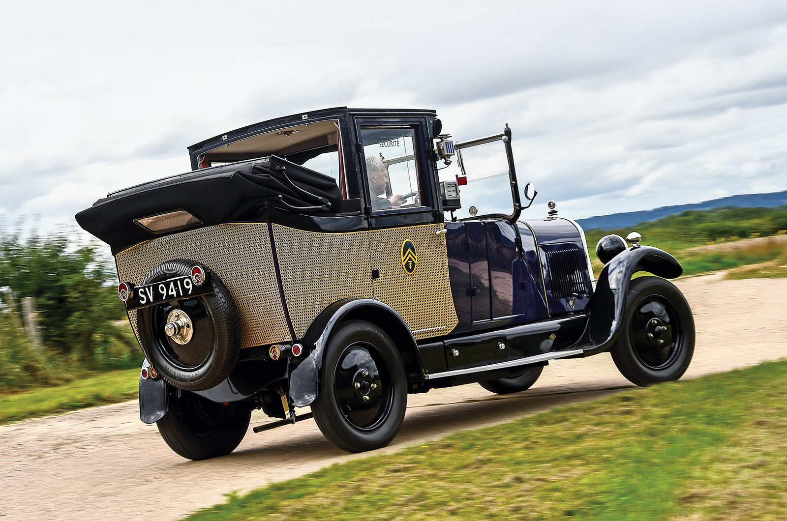 Classic & Sports Car - Citroën B12 taxi: my fare landaulet