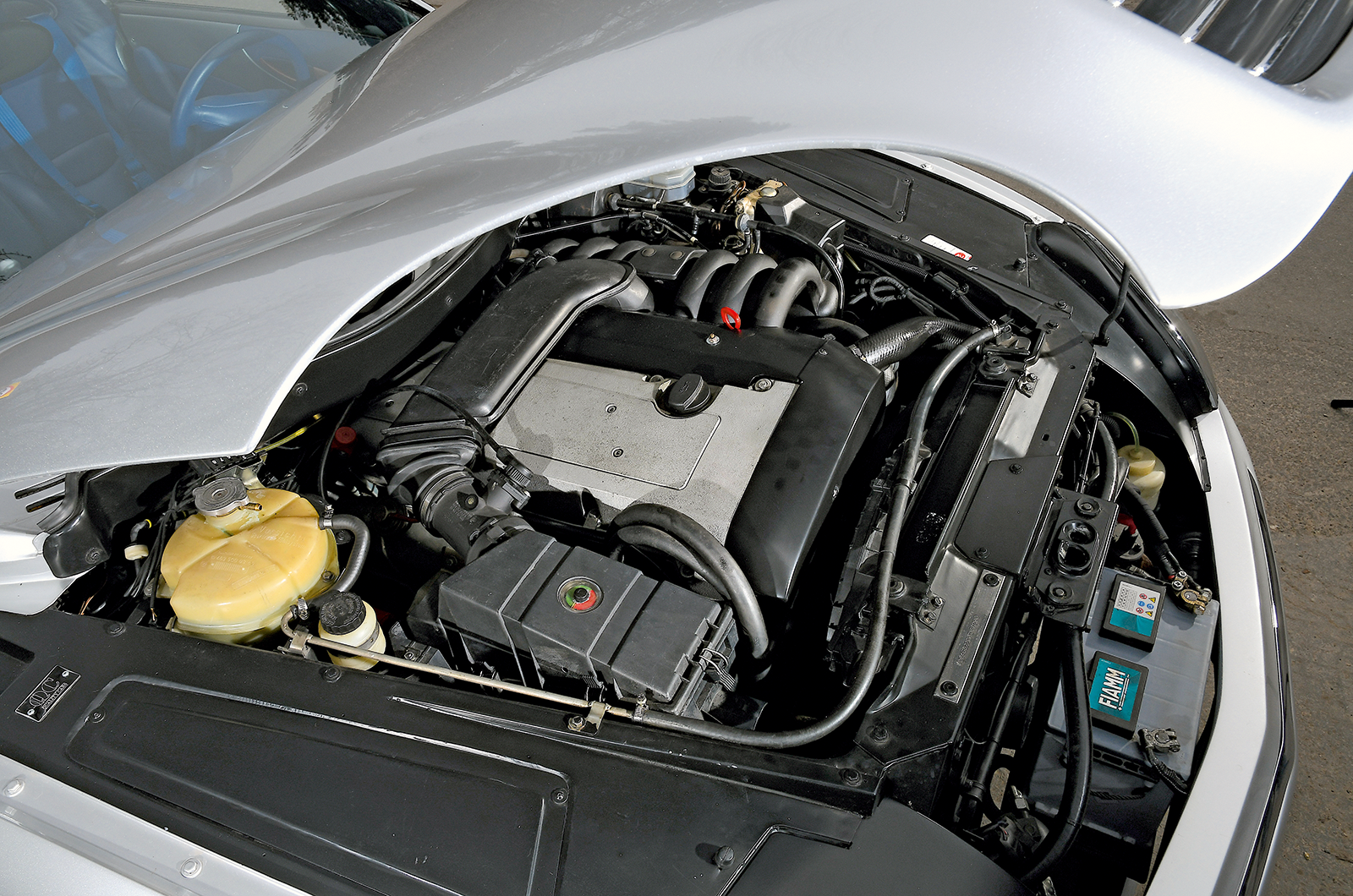 Classic & Sports Car - Heuliez Intruder: living the high life