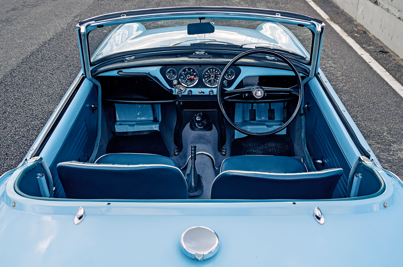 Classic & Sports Car - Triumph Spitfire vs MGB vs Lotus Elan: a new dawn