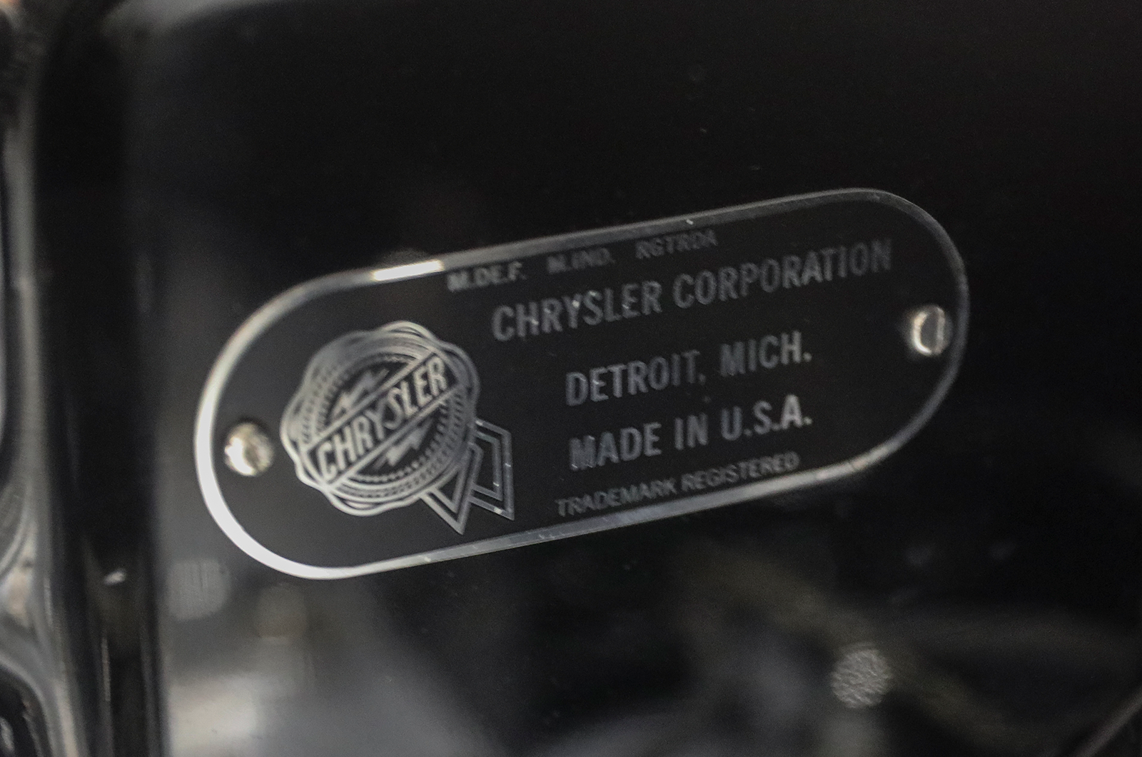 Classic & Sports Car - Chrysler Imperial: the great impression