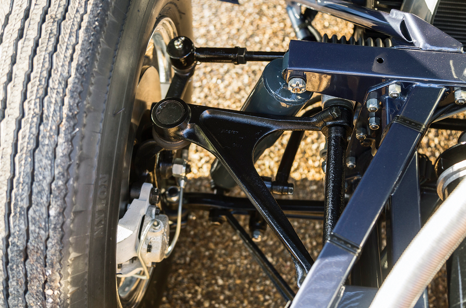 Classic & Sports Car - Jaguar E-type: a quest for perfection