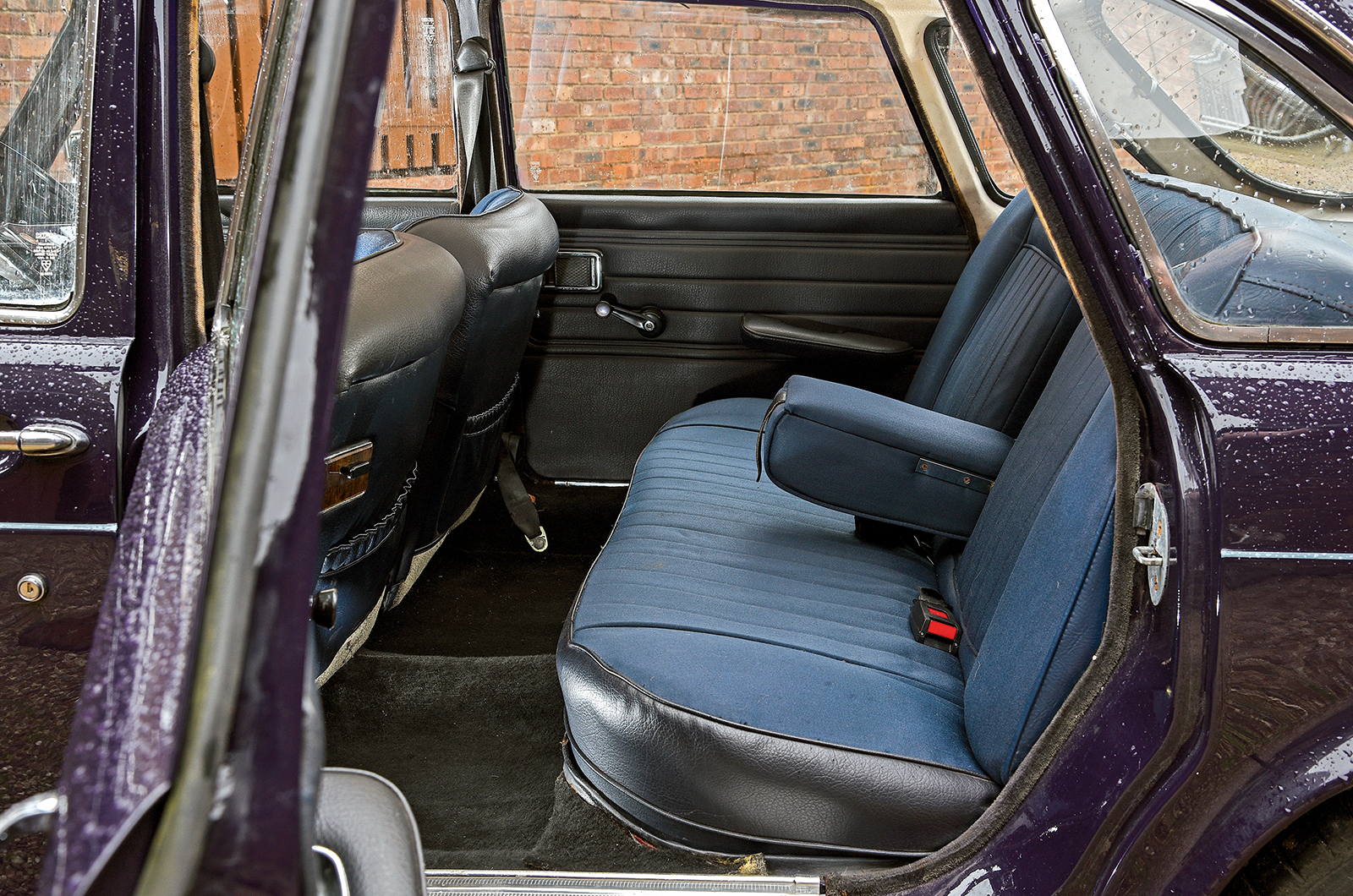 Classic & Sports Car - Austin 3 Litre vs Wolseley Six: affordable luxury