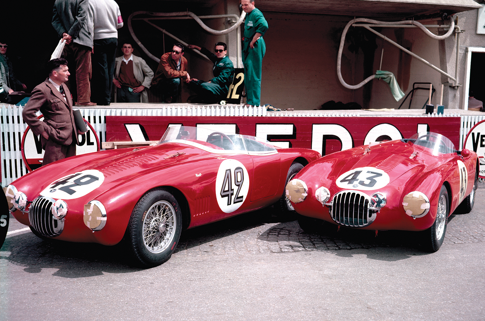 Classic & Sports Car - Osca MT4: little red roadster