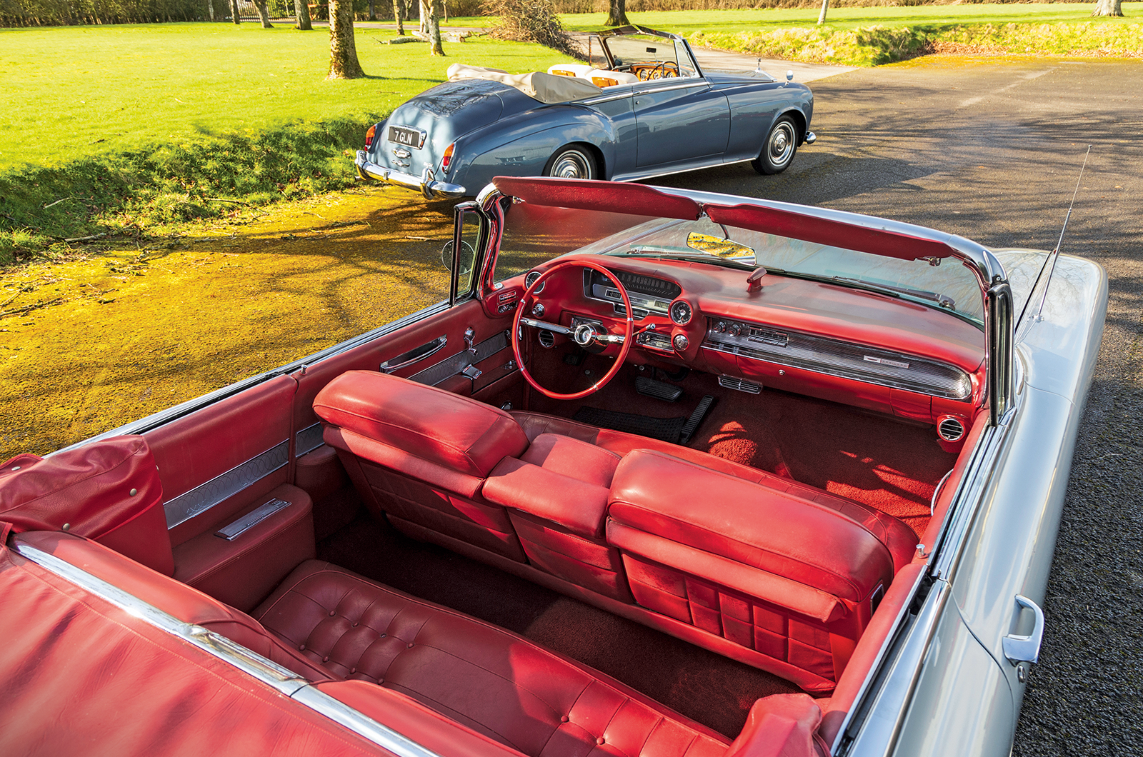Classic & Sports Car - Rolls-Royce Silver Cloud III Adaptation Drophead Coupé vs Cadillac Series 62 Convertible Coupe: the sky is the limit