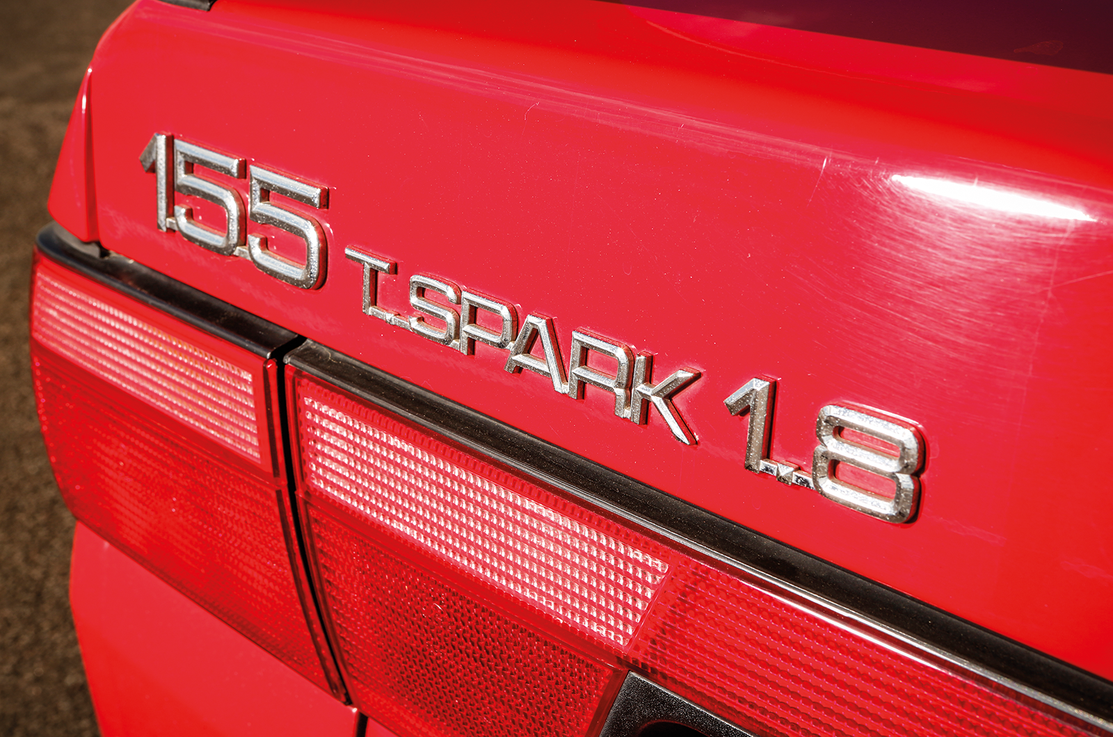 Classic & Sports Car - Race ready: Alfa Romeo 155 TS Silverstone vs Volvo 850 T-5R vs BMW 318iS