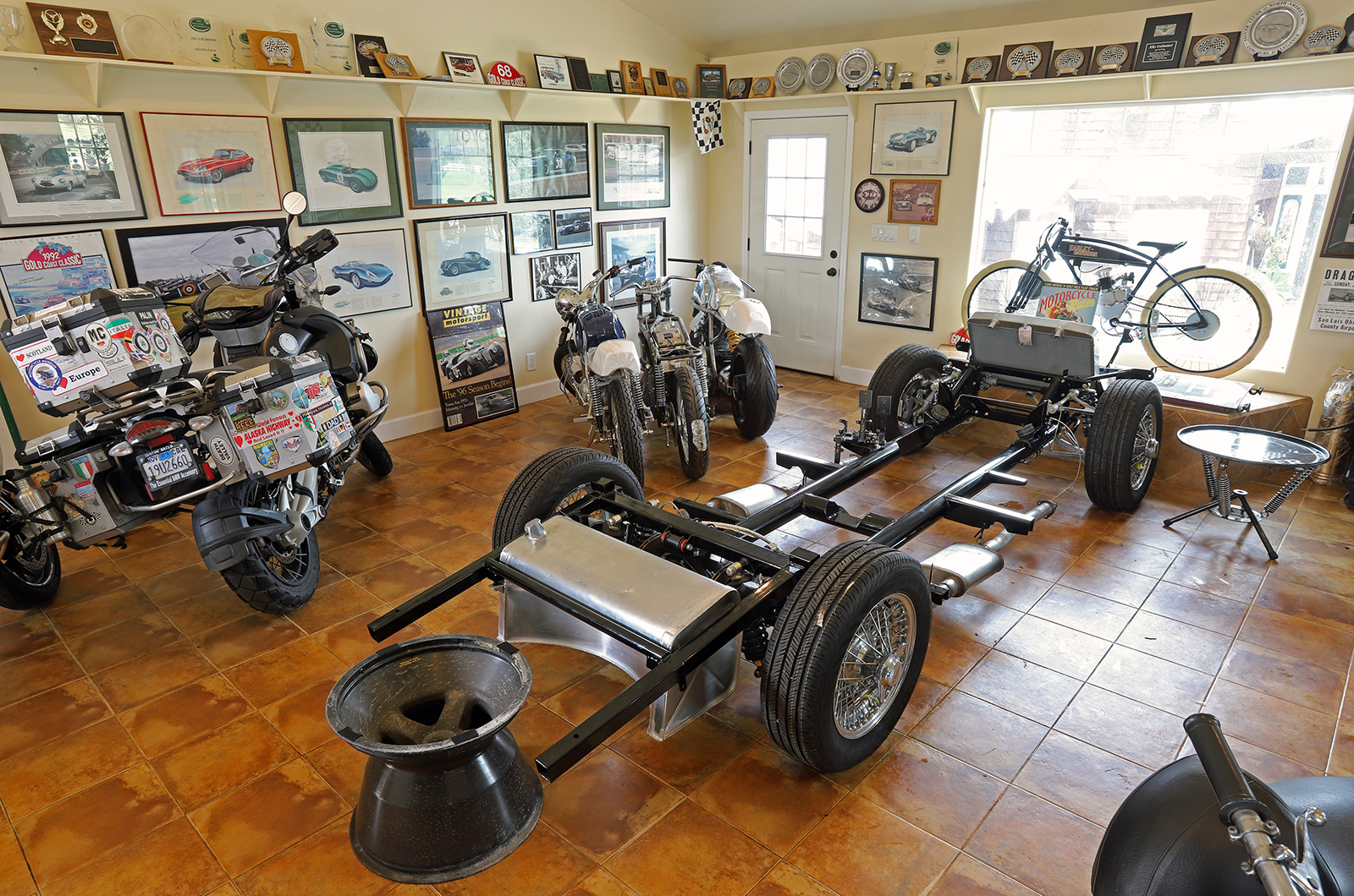 Classic & Sports Car - Also in my garage: classic cars and motorcycles