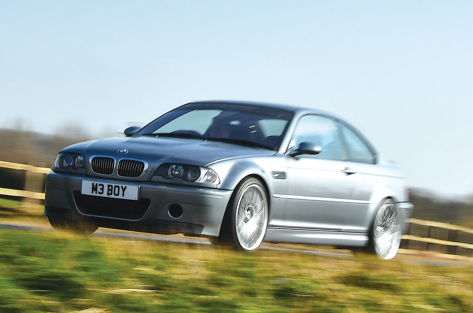 Classic & Sports Car - BMW M3s: maximum attack