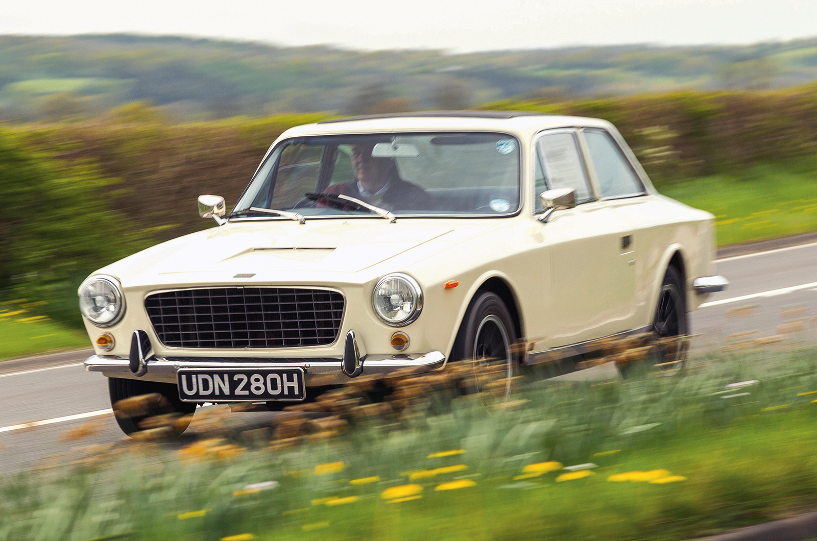 Classic & Sports Car - Gilbern Genie and Invader: Welsh warriors