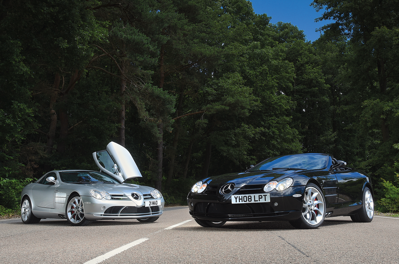 Classic & Sports Car - Mercedes-Benz SLR McLaren: identity crisis