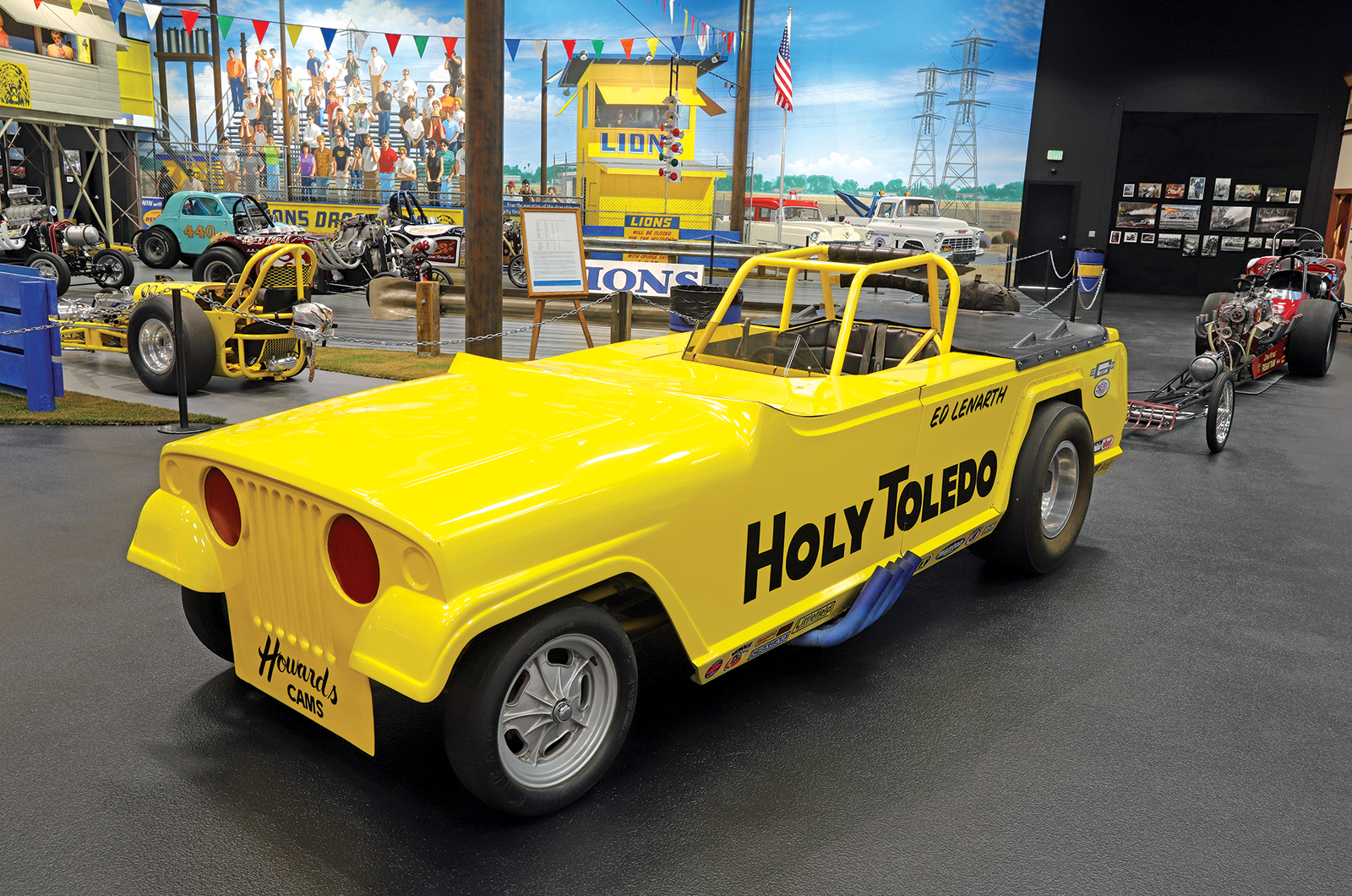 Classic & Sports Car - Classic shrine: Lions Drag Strip Museum