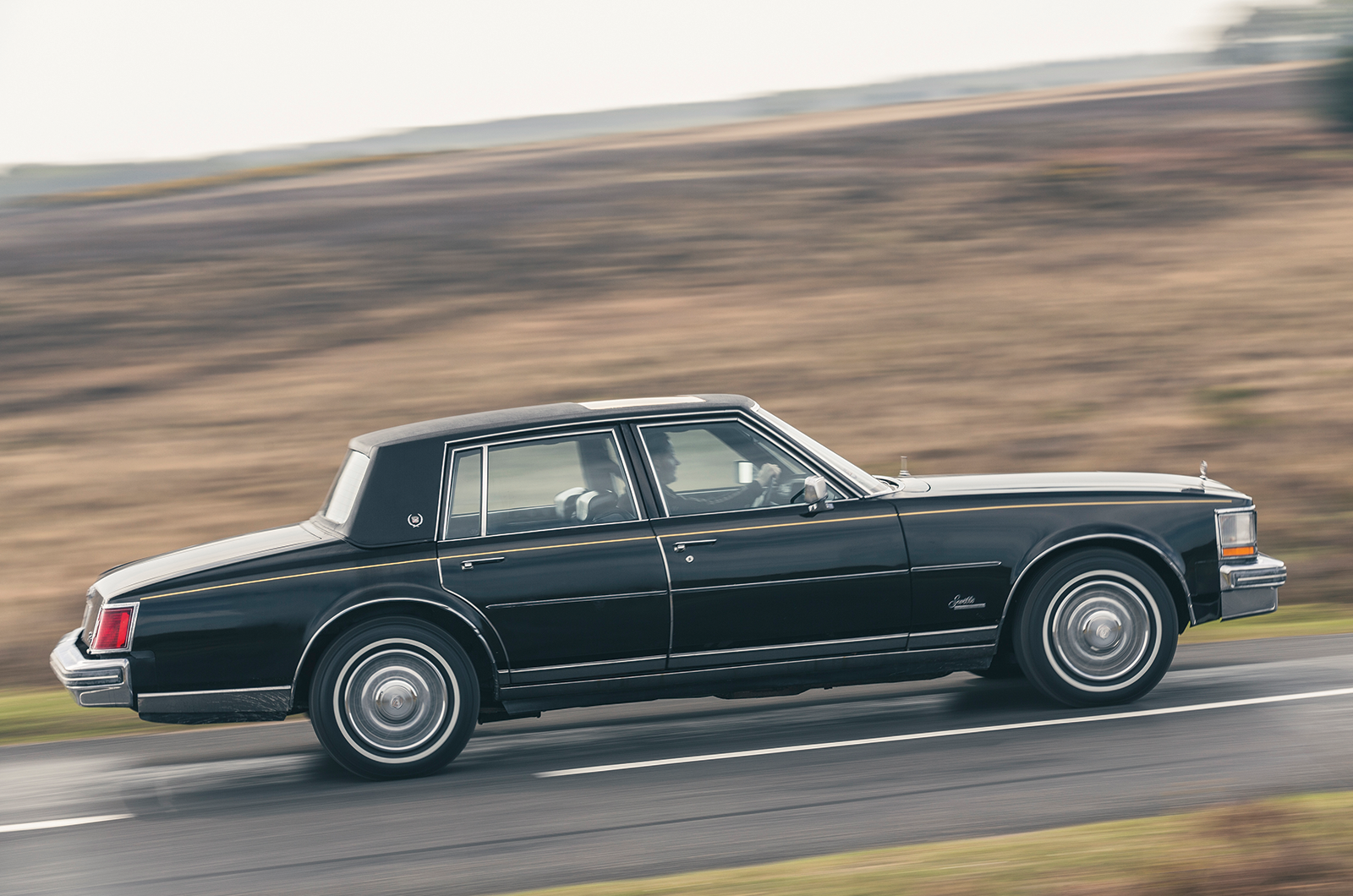 Classic & Sports Car – Rolls-Royce Silver Shadow II vs Cadillac Seville vs Jaguar XJ12 LWB: game of thrones