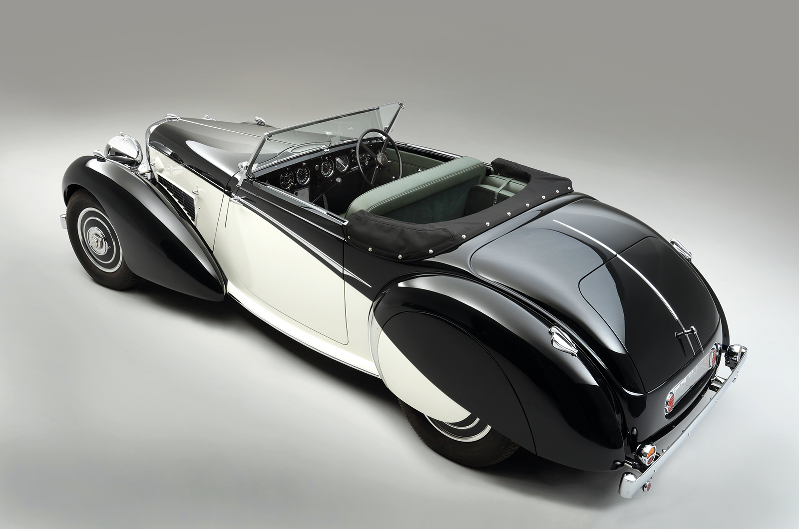 Classic & Sports Car – Lagonda V12 Rapide: WO Bentley’s masterpiece