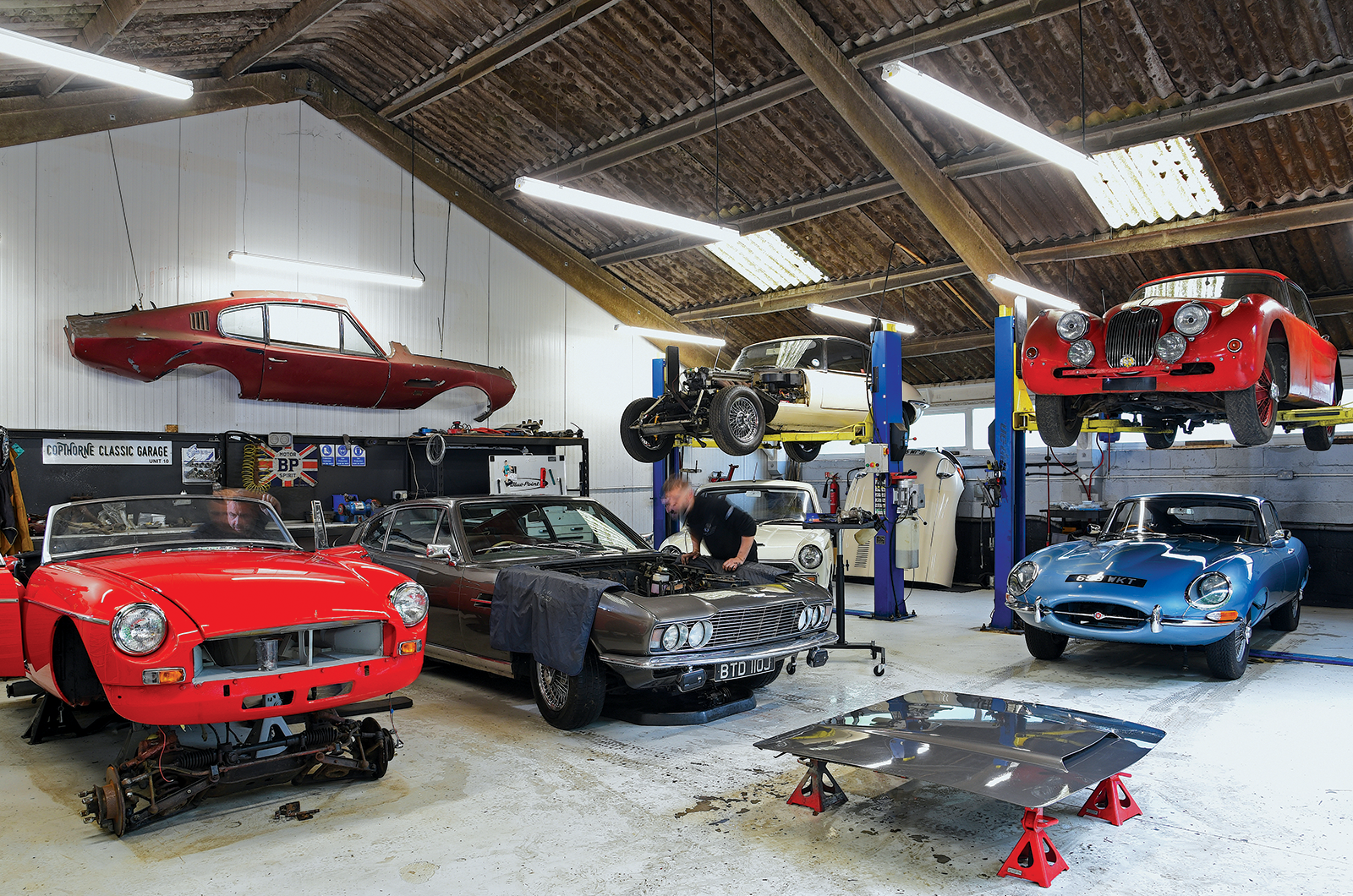 Classic & Sports Car - The specialist: Copthorne Classics