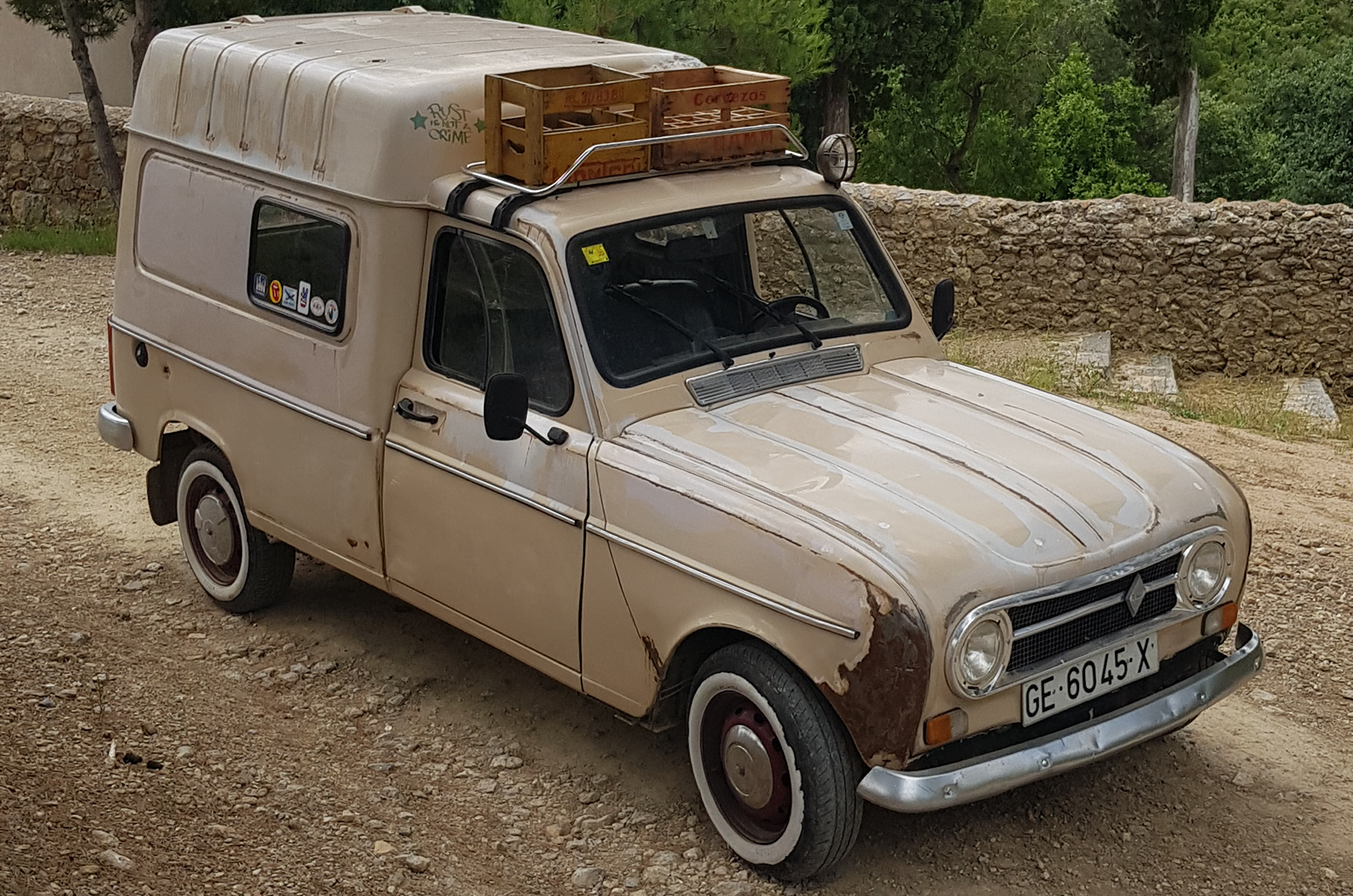 Your classic: Renault 4 F6 Fourgonnette