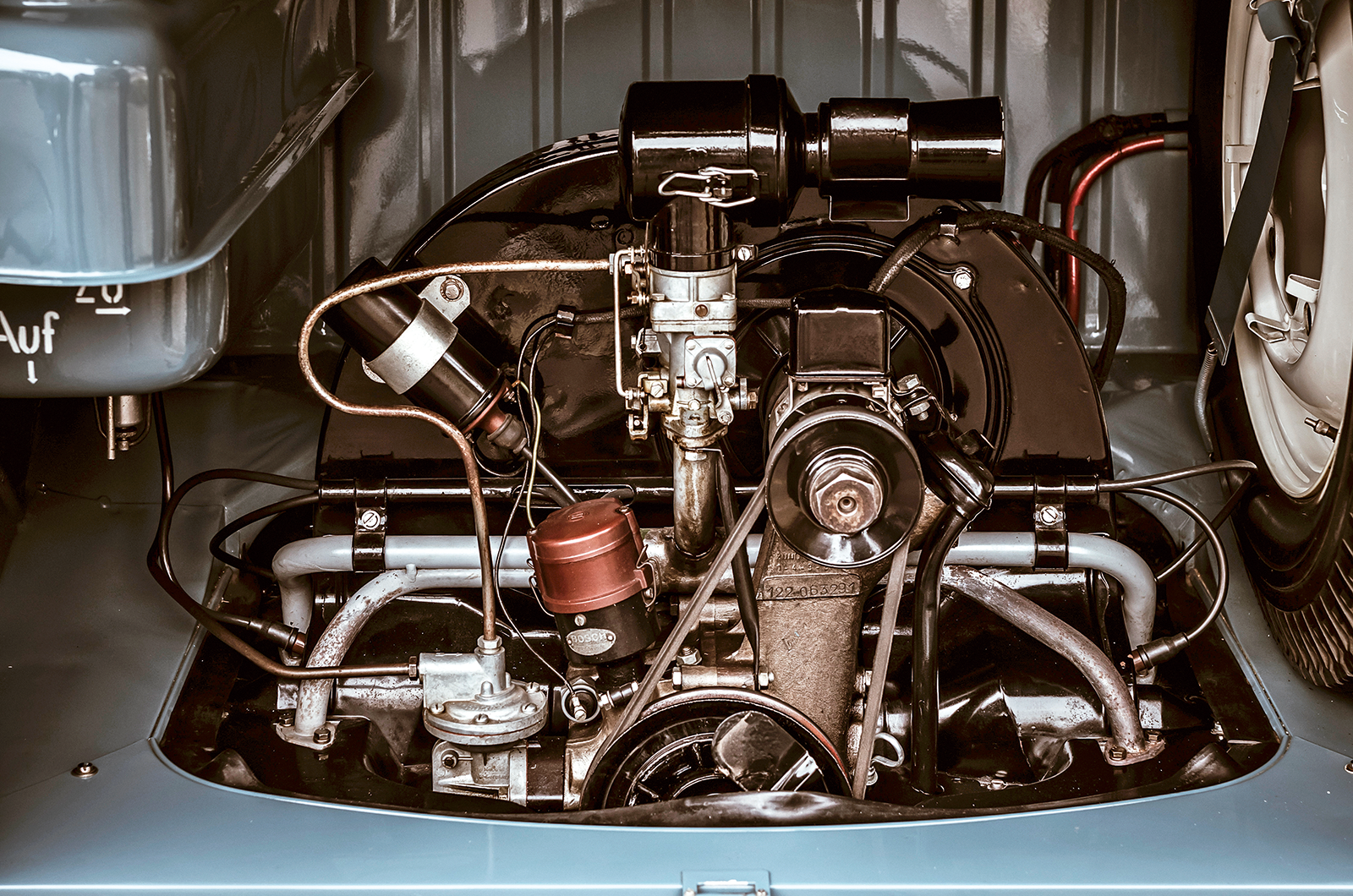 Classic & Sports Car – Volkswagen Beetle: Wolfsburg’s miracle car