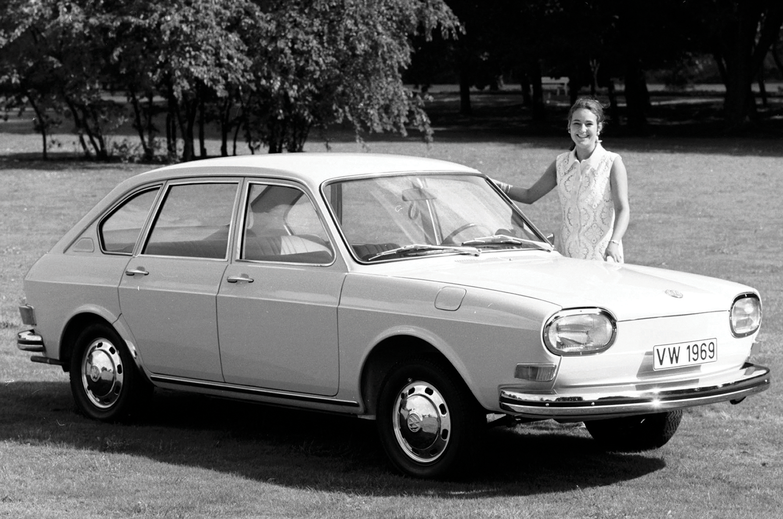 Classic & Sports Car – Volkswagen Beetle: Wolfsburg’s miracle car