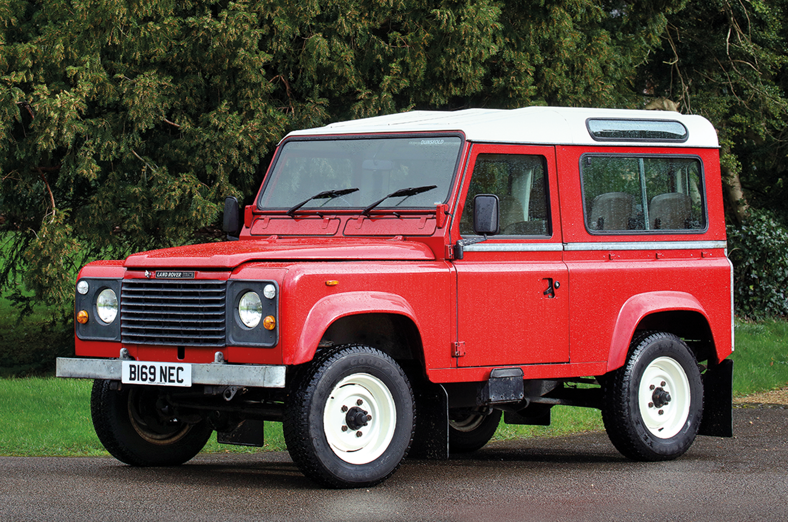 Classic & Sports Car – Classic car emissions comparable to drinking three cups of coffee a day