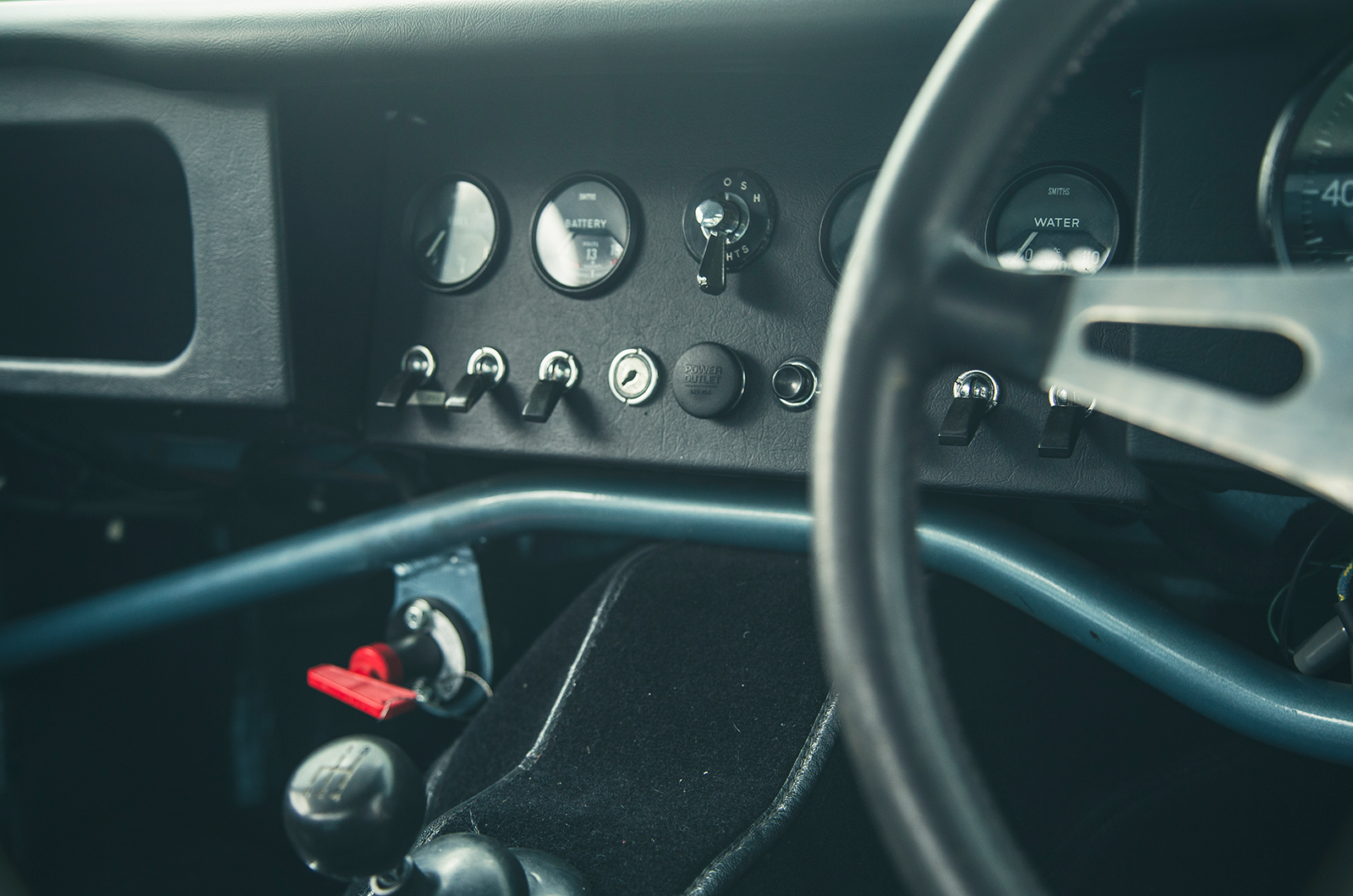 Classic & Sports Car – Egal E-type: thunder cat