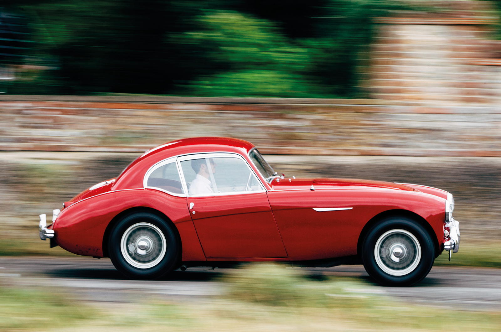 Classic & Sports Car – Austin-Healey 100S coupé: the boss’ choice