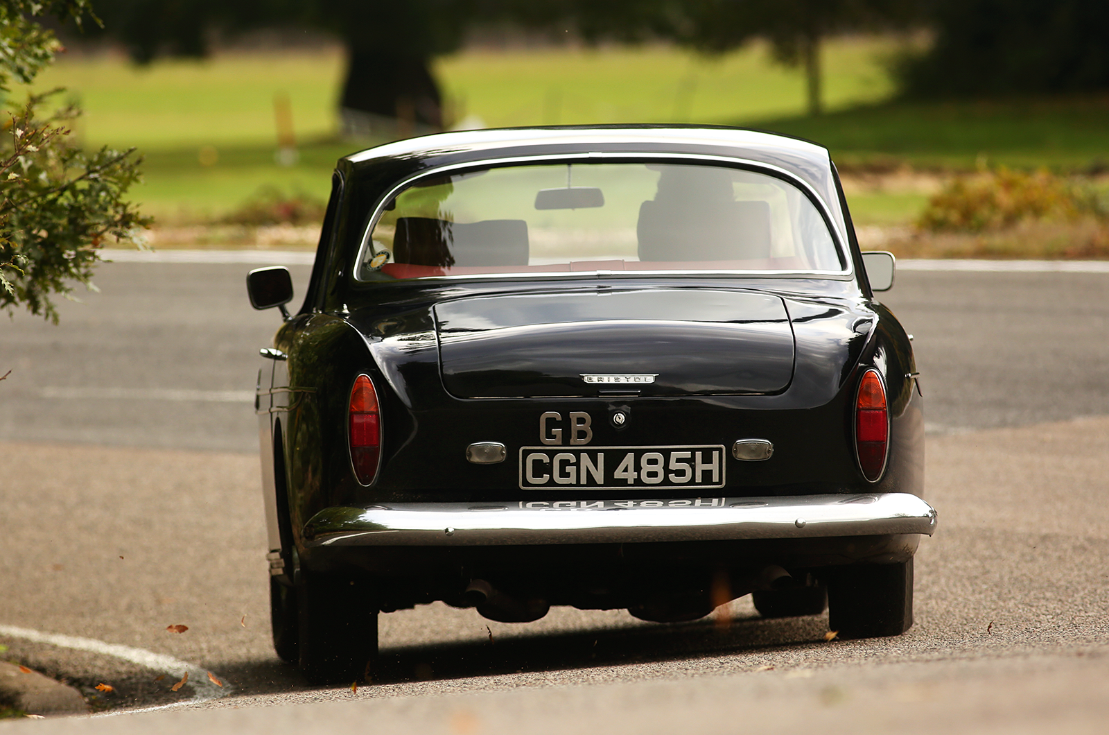 Classic & Sports Car – Bristol 410 vs Jensen C-V8: revolutionary rebels