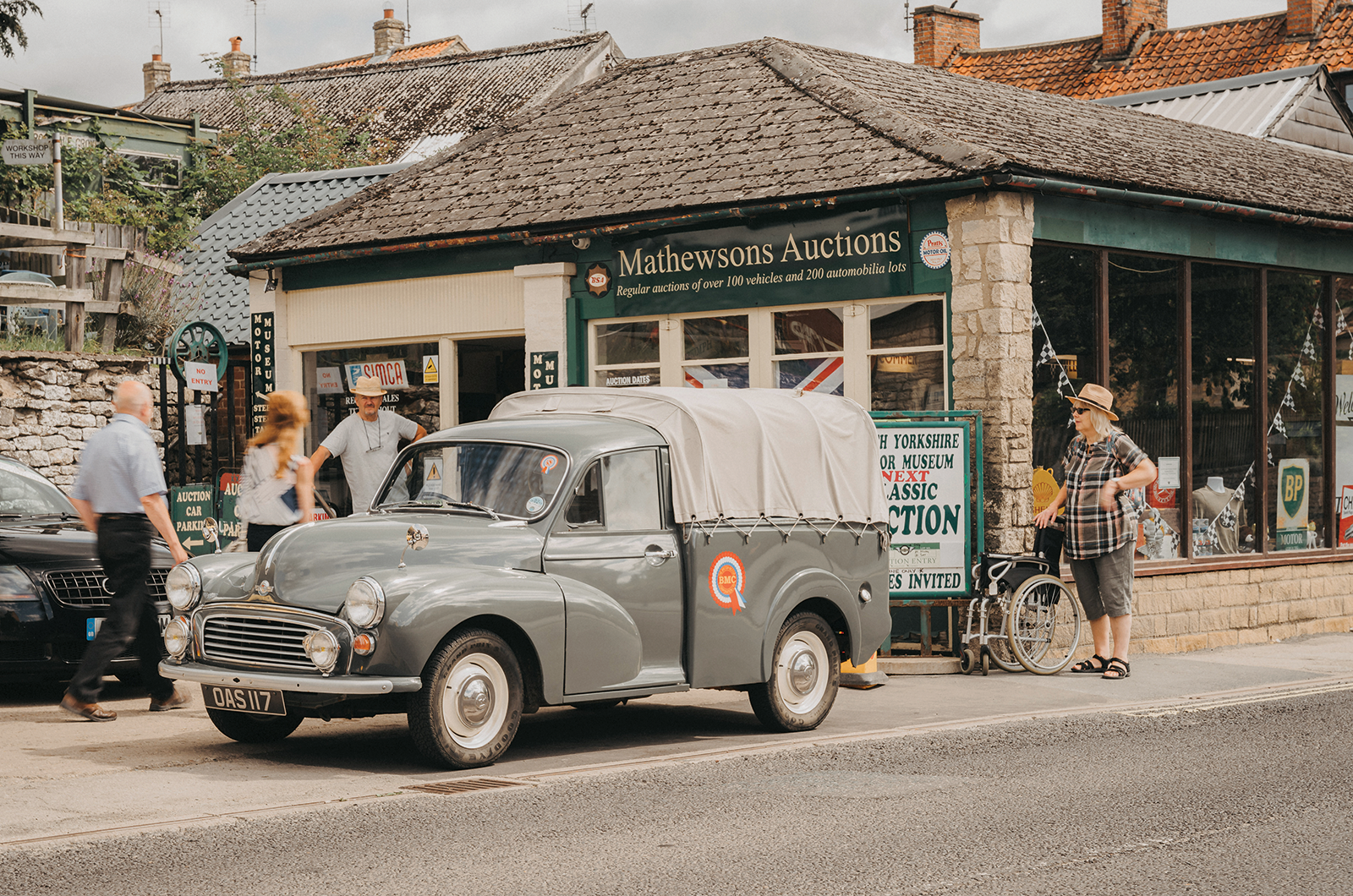 Classic & Sports Car – Derek Mathewson: behind the garage doors