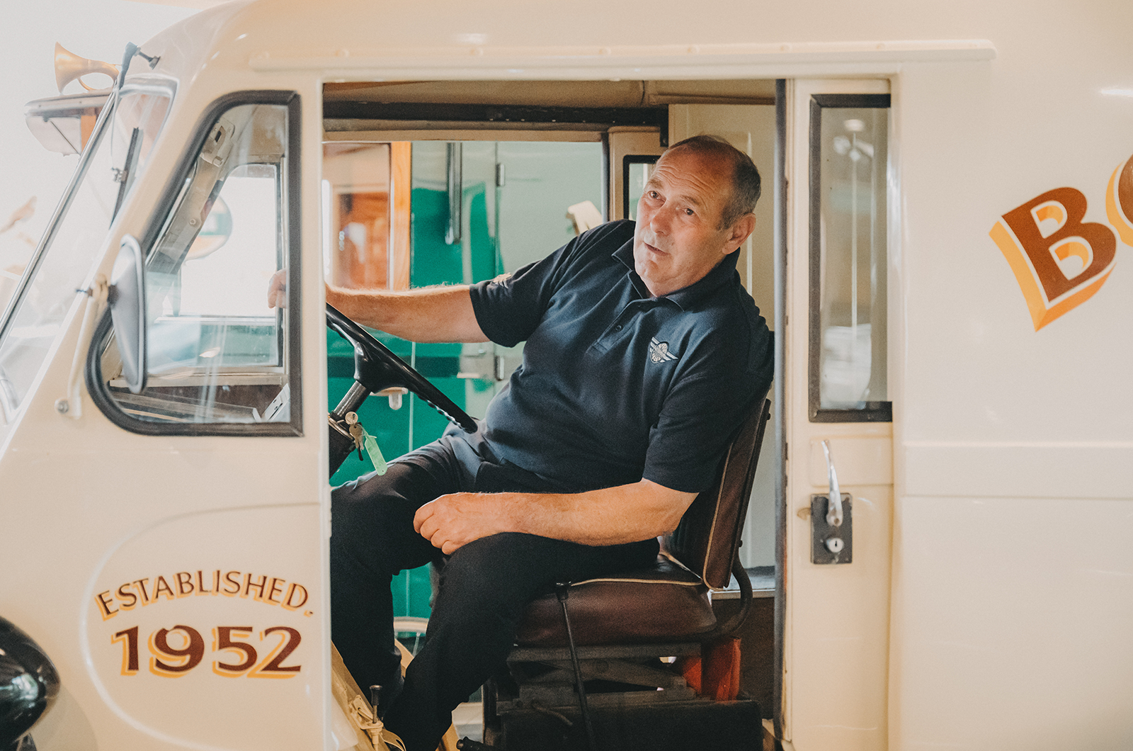 Classic & Sports Car – Derek Mathewson: behind the garage doors