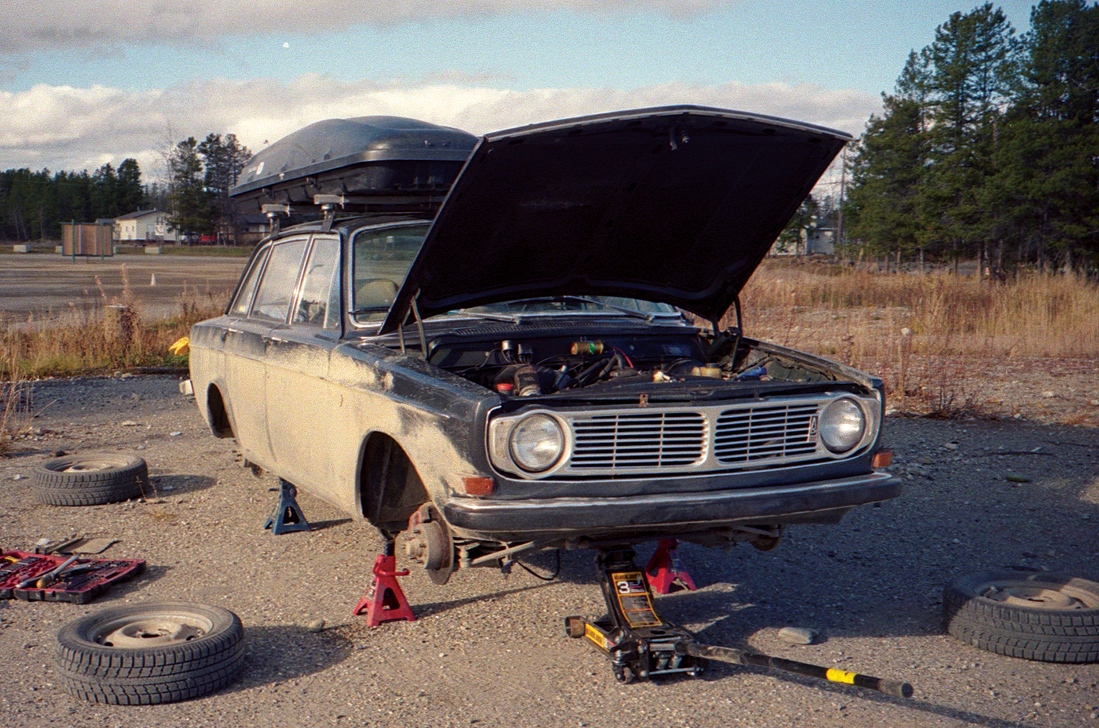 Classic & Sports Car – Retelling an epic Canadian adventure in a classic Volvo