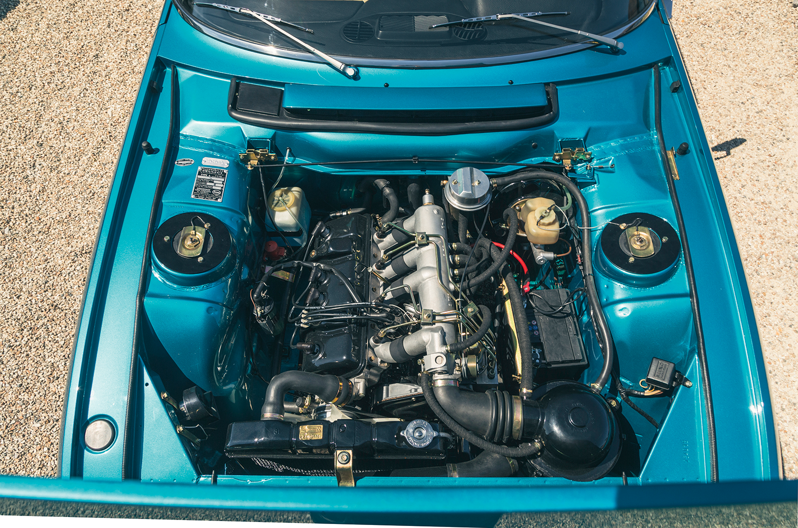 Classic & Sports Car – Peugeot 504s: Sochaux’s Pininfarina reunion