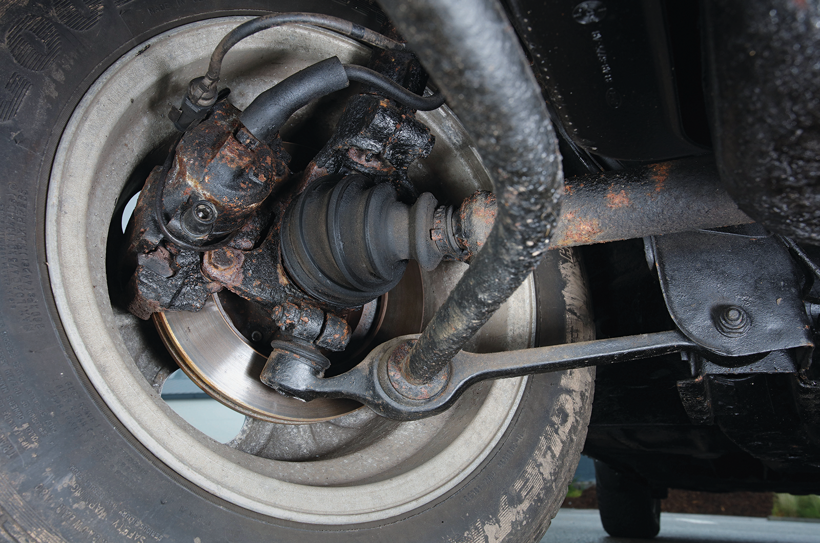 Classic & Sports Car – Buyer’s guide: Ford Escort XR3/XR3i