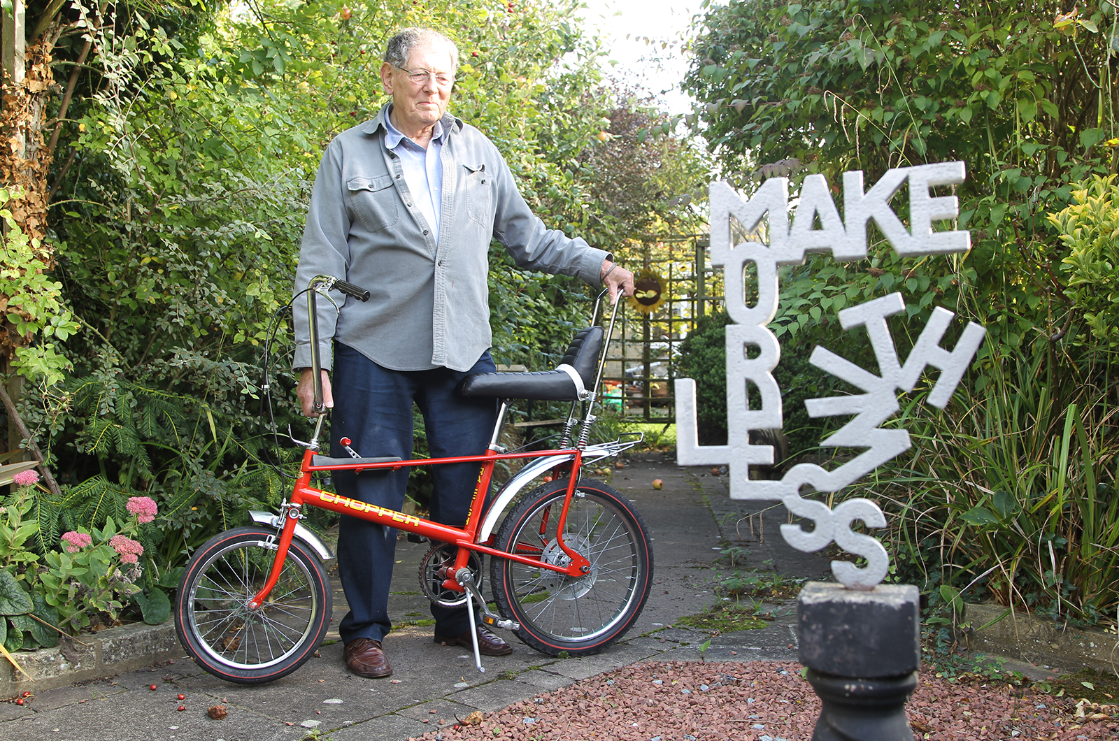 Classic & Sports Car – RIP Tom Karen 1926-2022