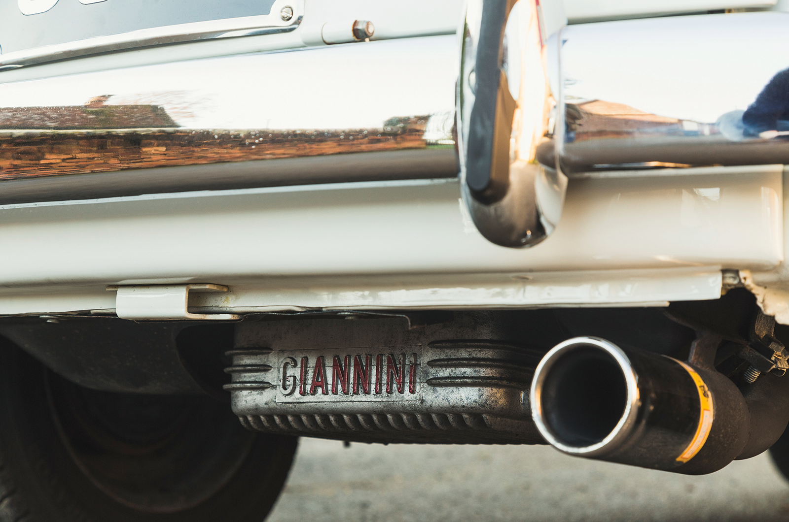 Classic & Sports Car – Abarth 695 SS vs Giannini 500TV: baby dragons