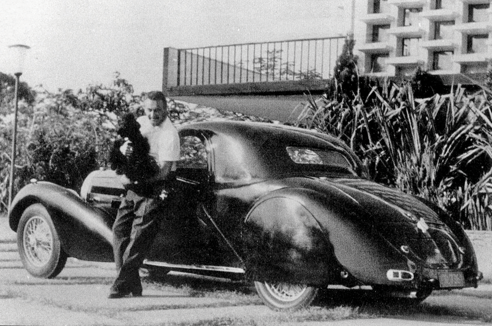 Classic & Sports Car – Bugatti Type 57 Atalante: tour d’élégance