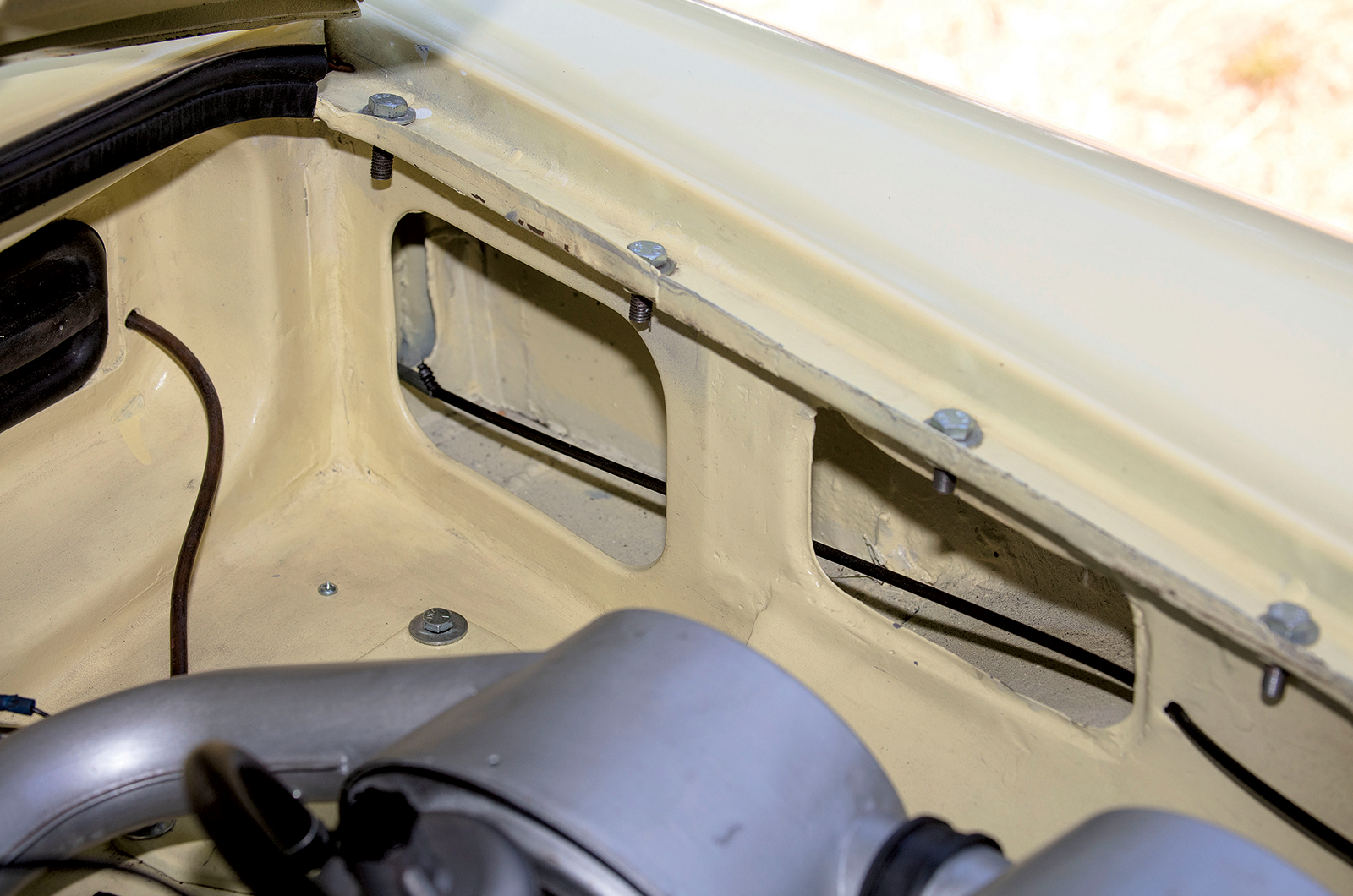 Classic & Sports Car – Buyer’s guide: MGB roadster