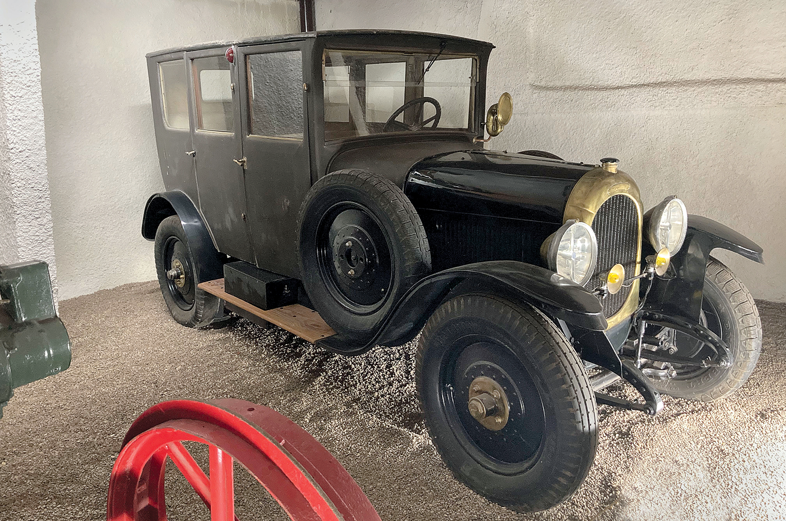 Classic & Sports Car – Classic shrine: Musée Maurice Dufresne