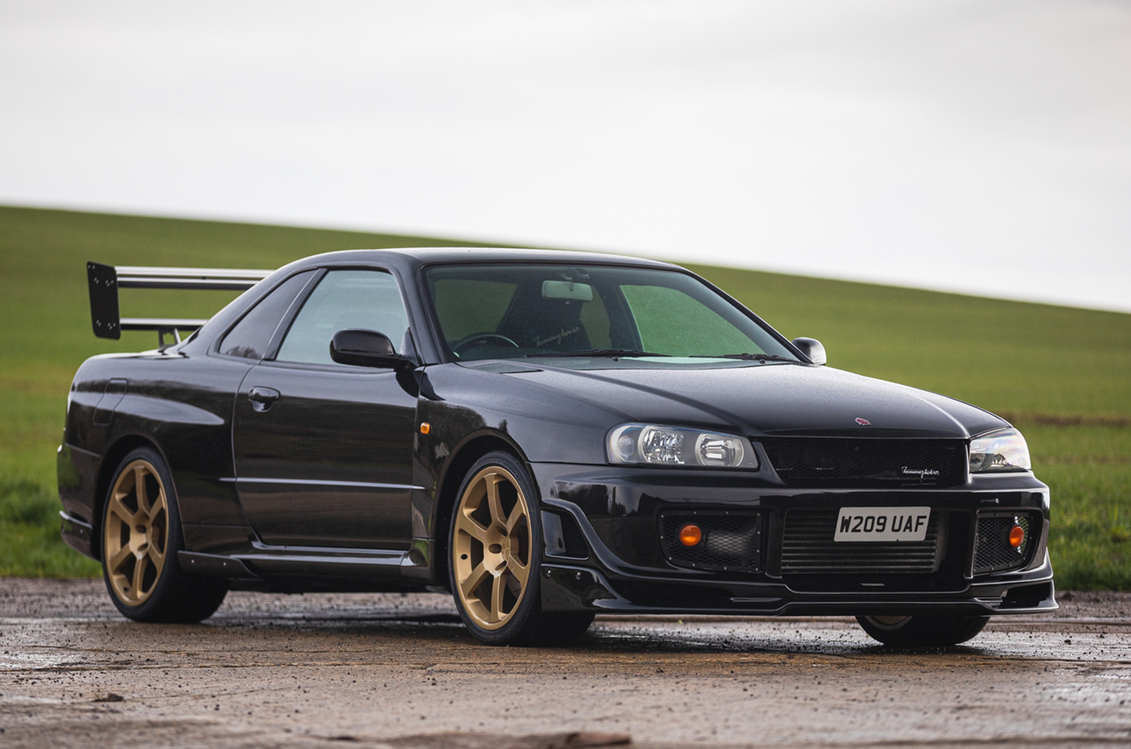 Classic & Sports Car – Ford Sierra Cosworth RS500 stars in record-breaking auction