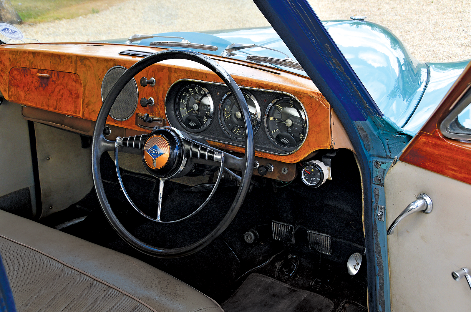 Classic & Sports Car – Riley Pathfinder vs Armstrong Siddeley 236: end of the line