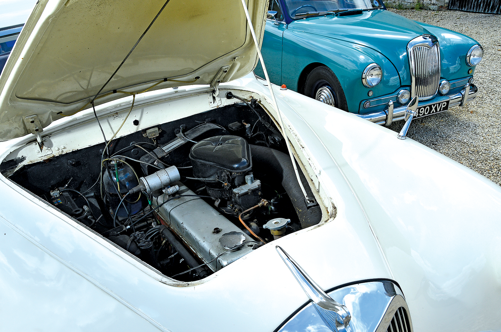 Classic & Sports Car – Riley Pathfinder vs Armstrong Siddeley 236: end of the line