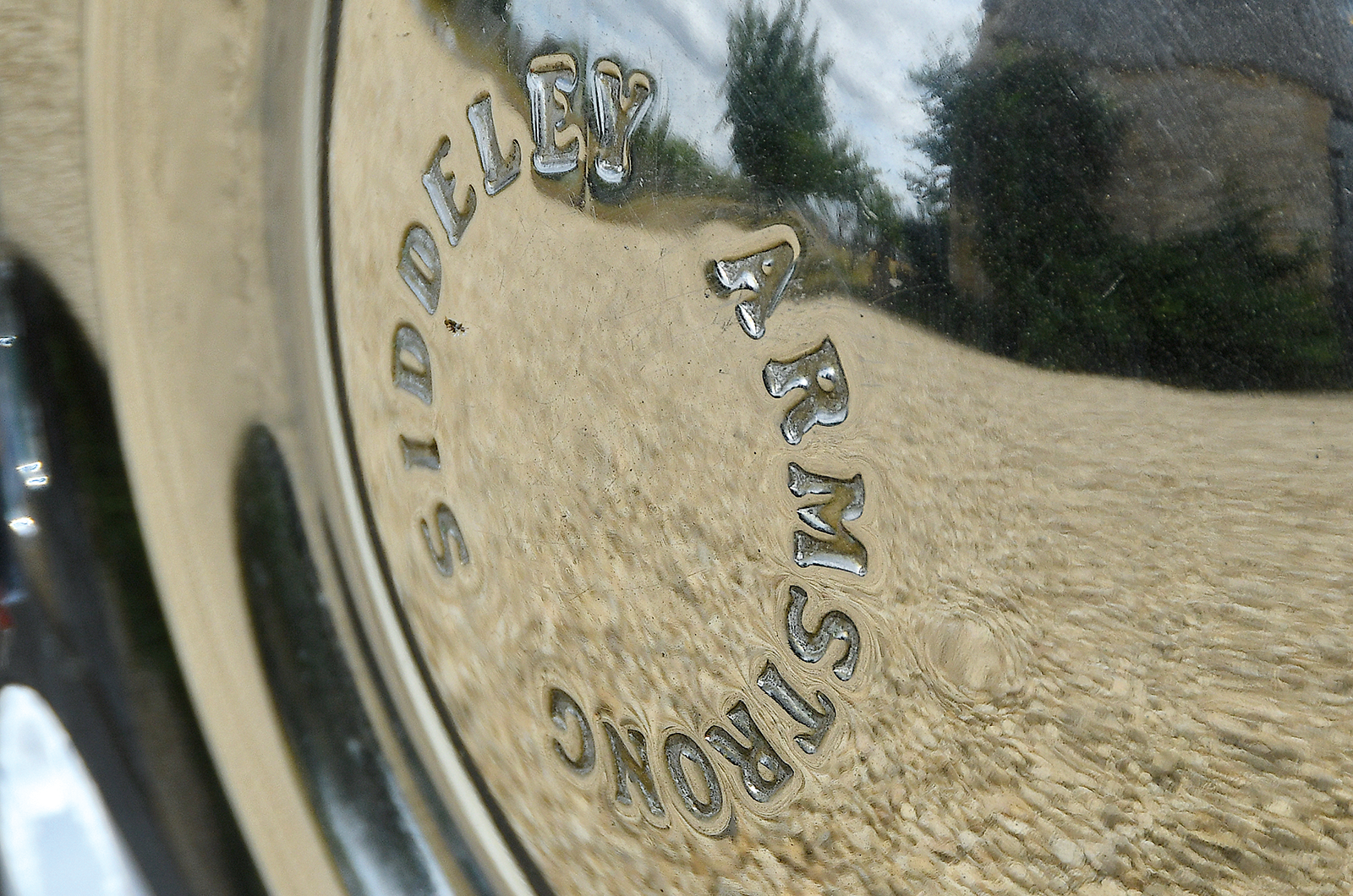 Classic & Sports Car – Riley Pathfinder vs Armstrong Siddeley 236: end of the line