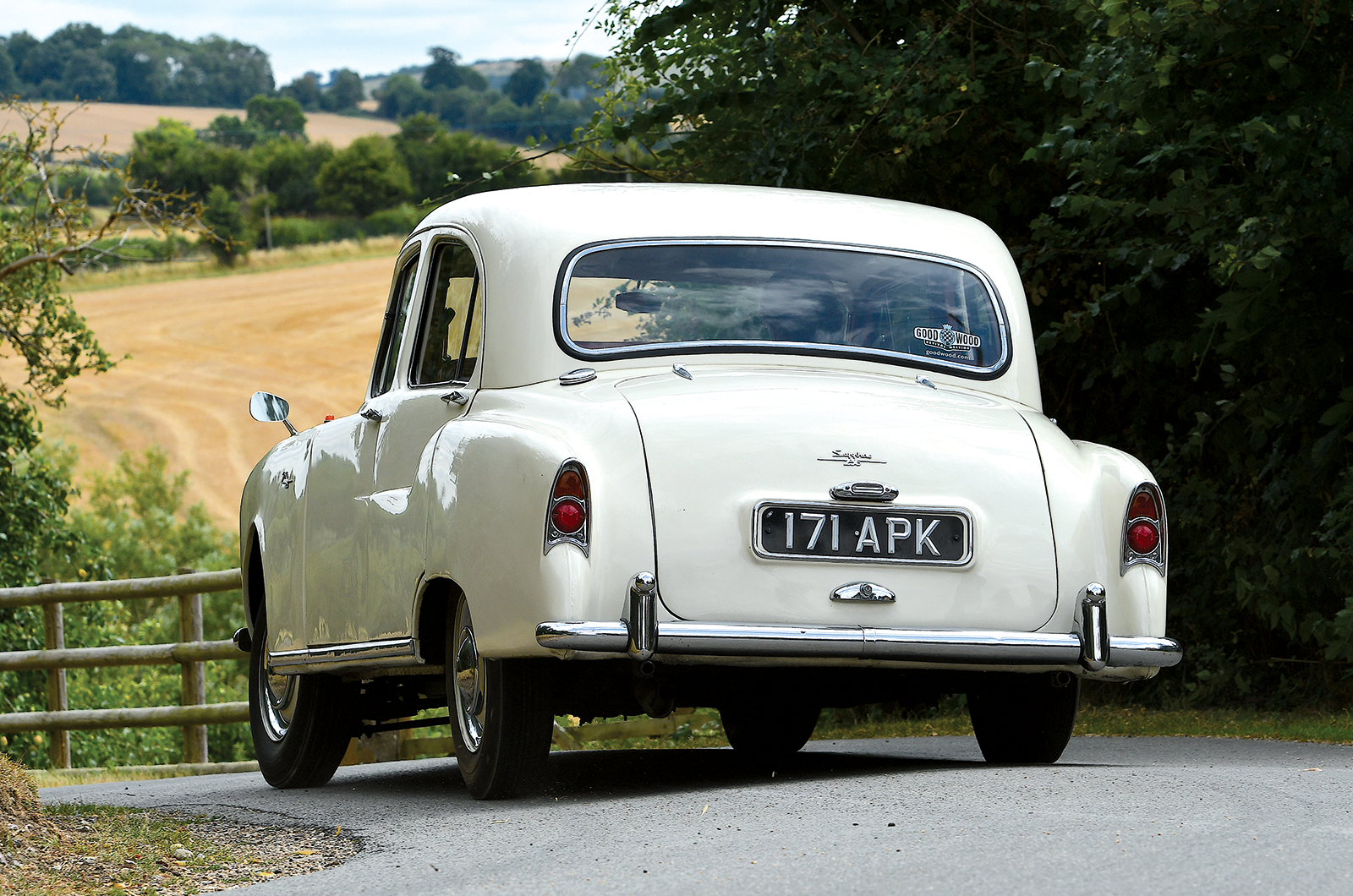 Classic & Sports Car – Riley Pathfinder vs Armstrong Siddeley 236: end of the line