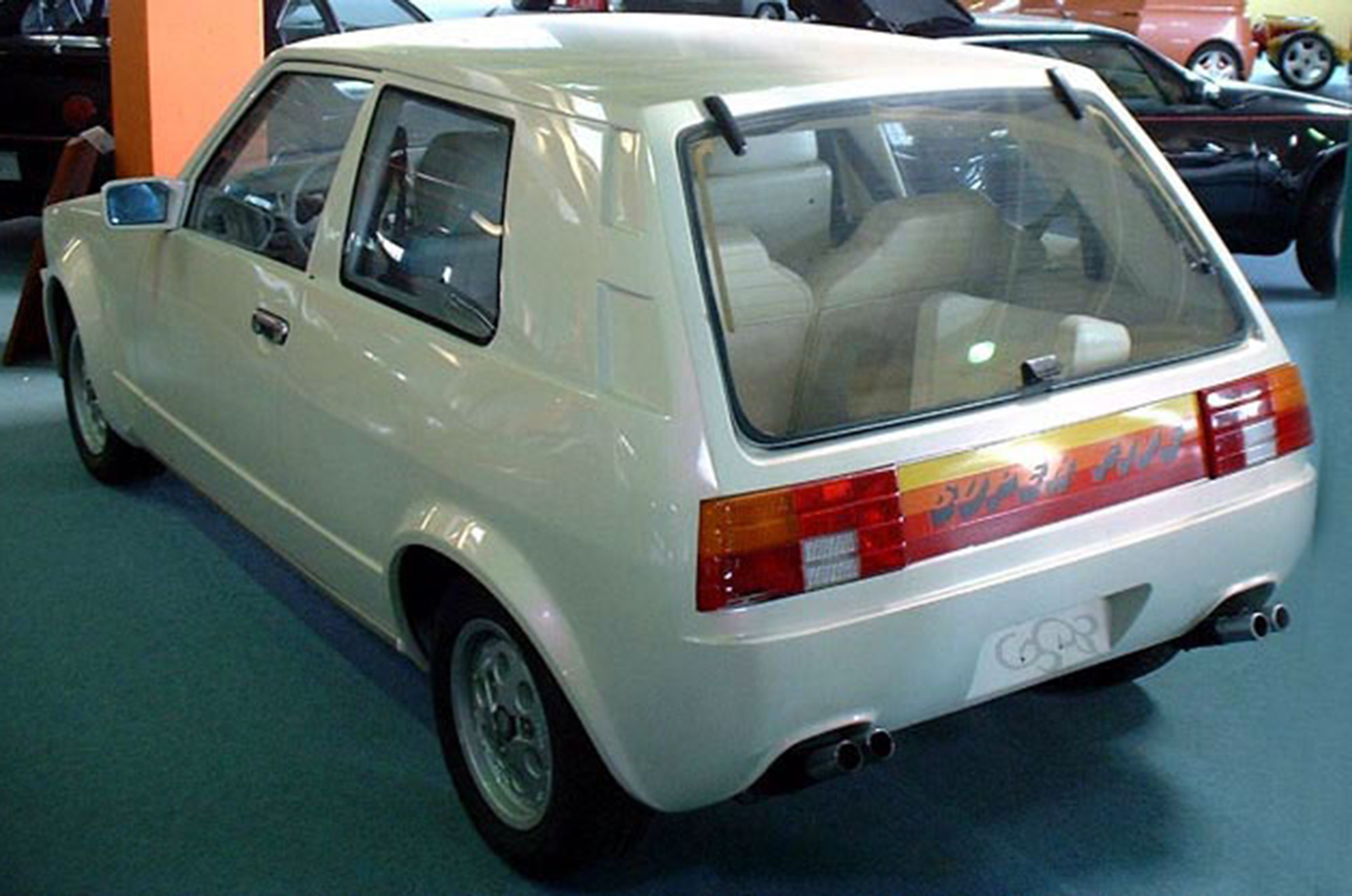 Classic & Sports Car – Sbarro Super eight: the hatchback with a Ferrari heart