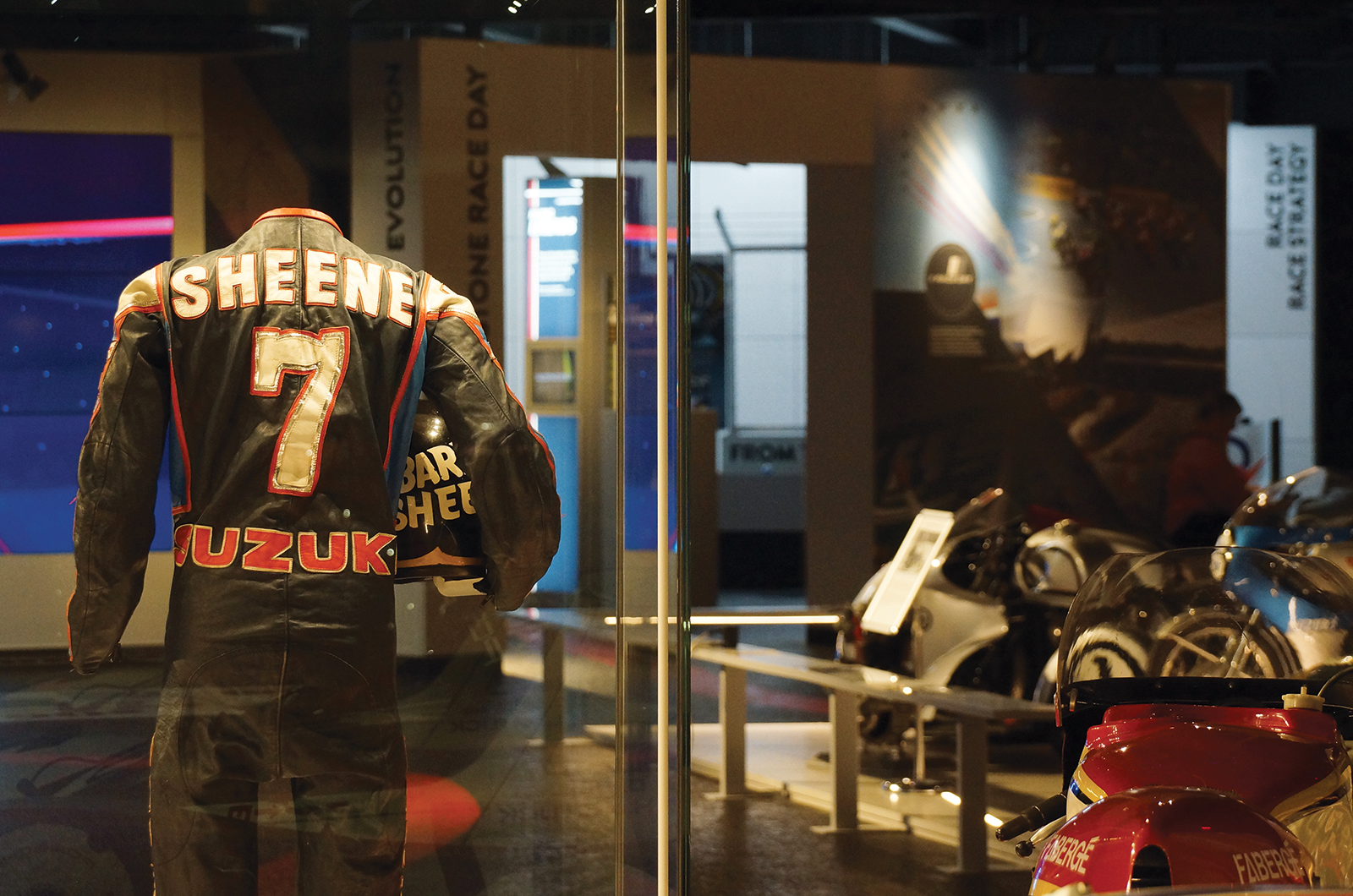 Classic & Sports Car – Classic shrine: Silverstone Interactive Museum