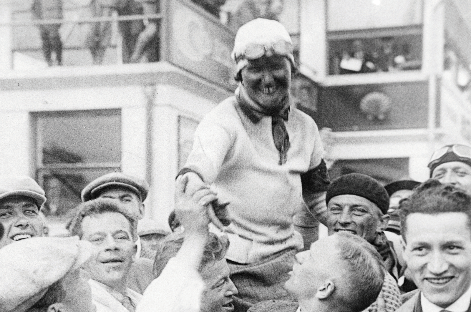 Classic & Sports Car – Elisabeth Junek: the pioneering Miss Bugatti 