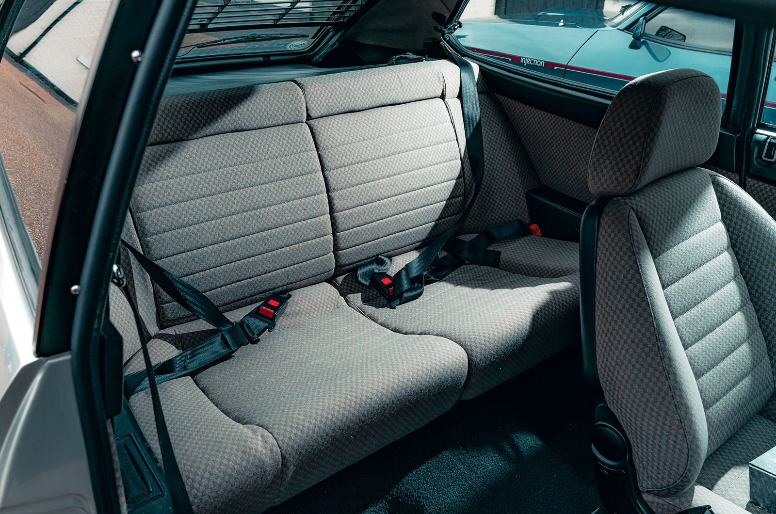 Classic & Sports Car – Ford Capri 2.8 Injection vs Renault Fuego Turbo vs Lancia HPE Volumex: a question of aspiration