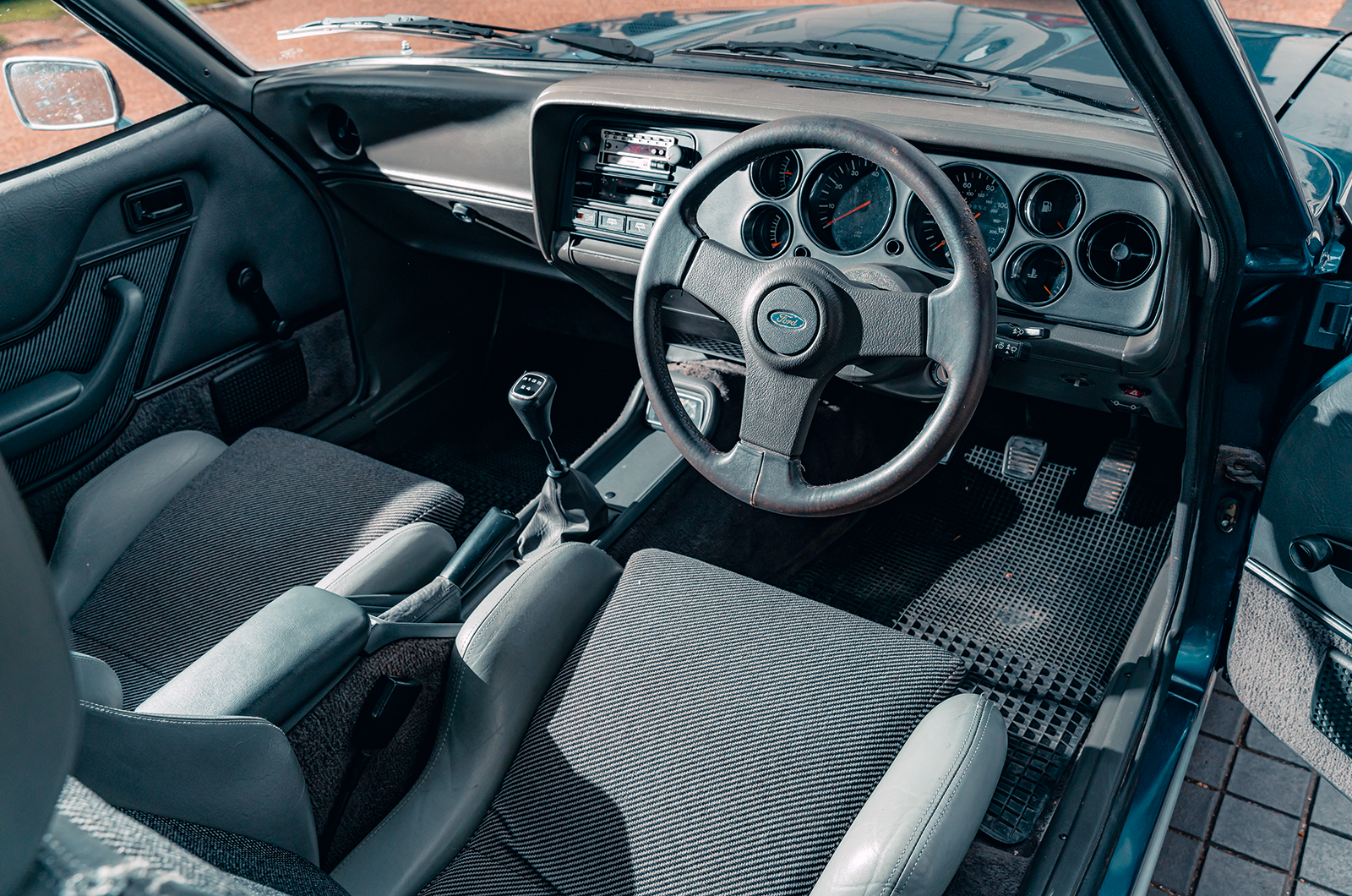 Classic & Sports Car – Ford Capri 2.8 Injection vs Renault Fuego Turbo vs Lancia HPE Volumex: a question of aspiration