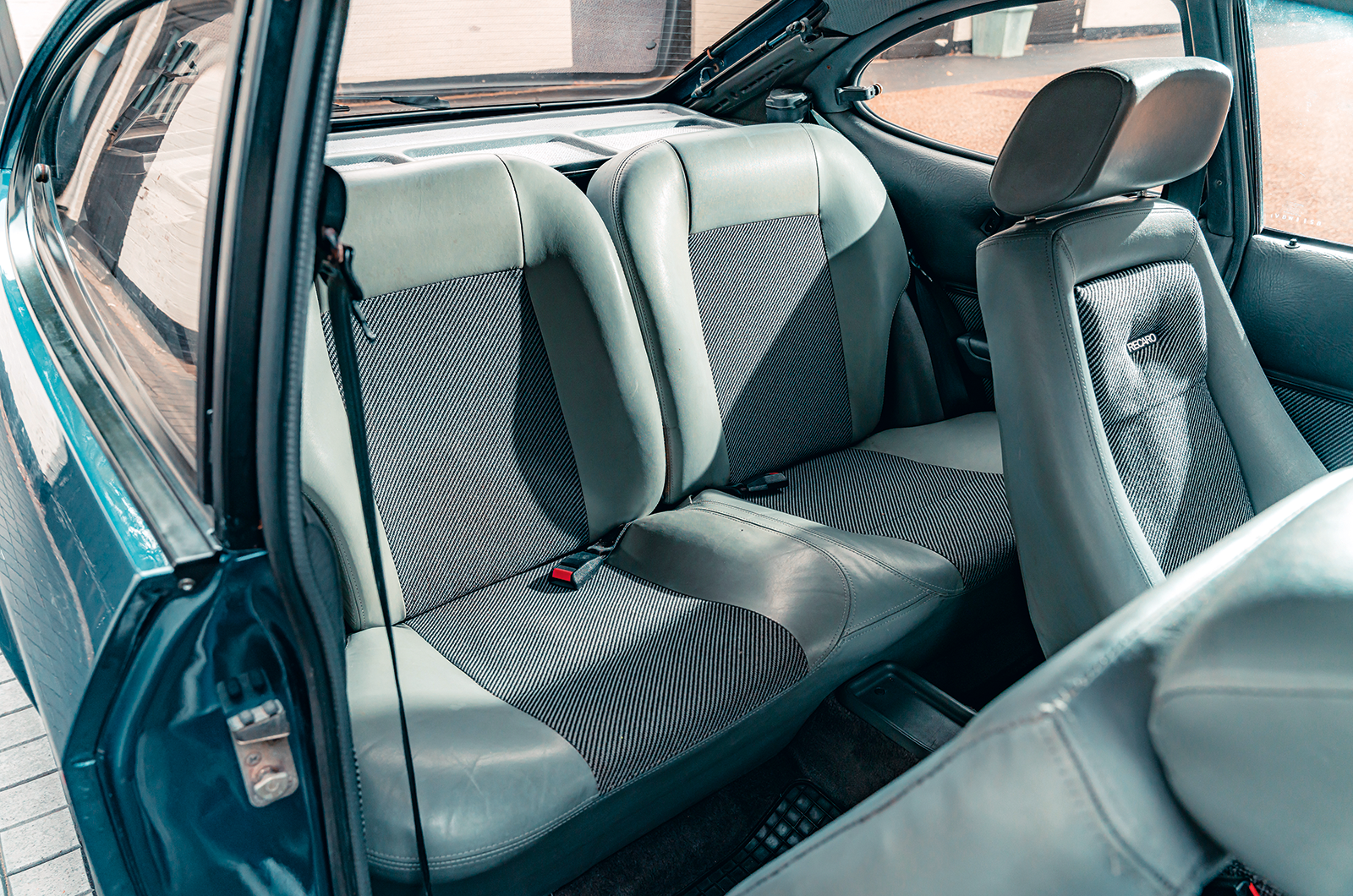 Classic & Sports Car – Ford Capri 2.8 Injection vs Renault Fuego Turbo vs Lancia HPE Volumex: a question of aspiration