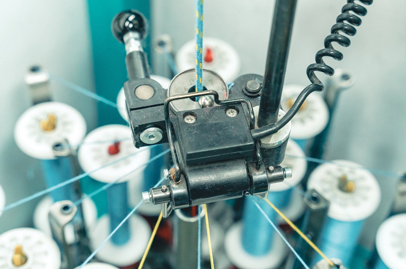 Classic & Sports Car – The specialist: Autosparks