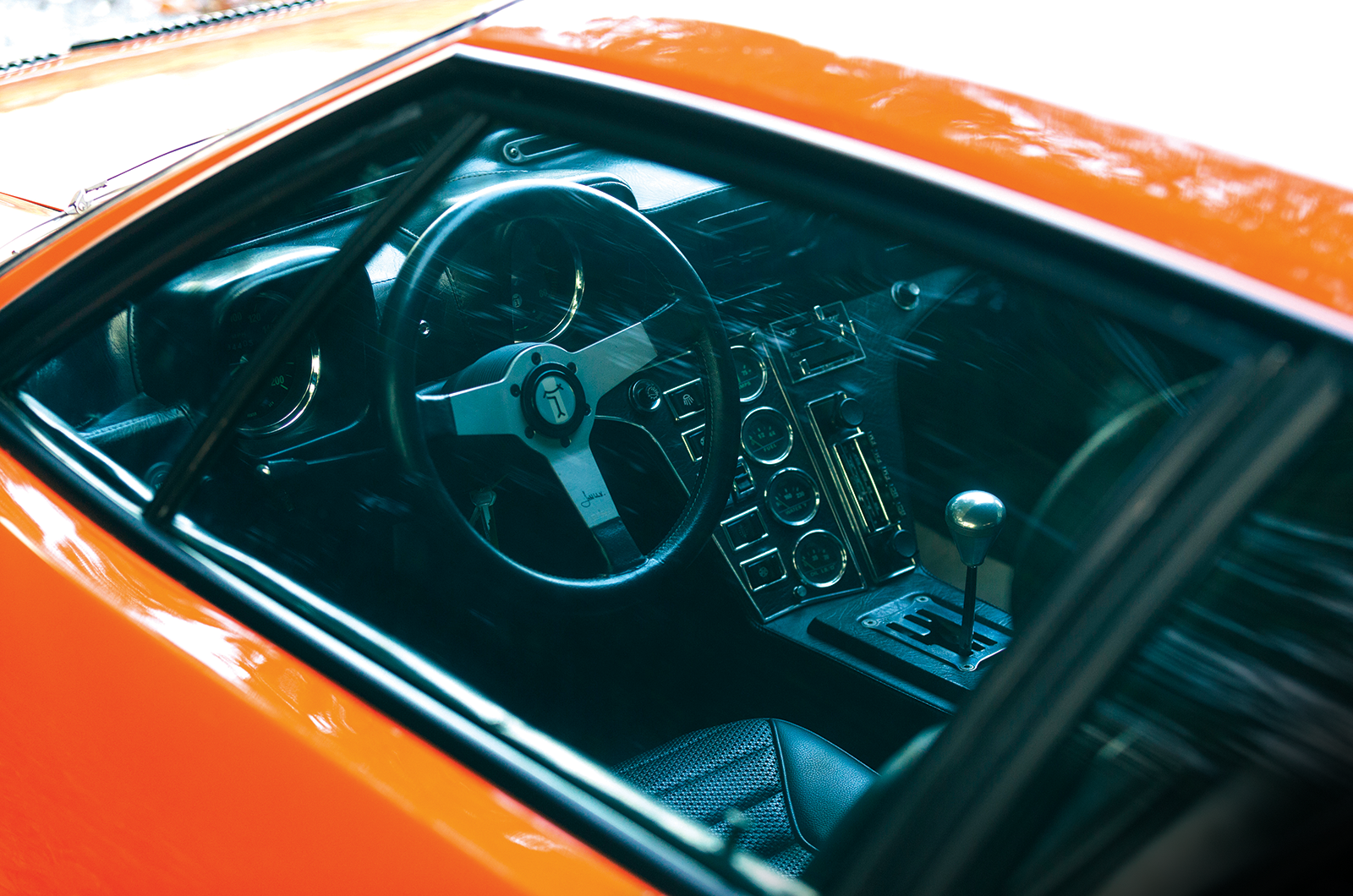 Classic & Sports Car – De Tomaso Pantera: cat from the cradle