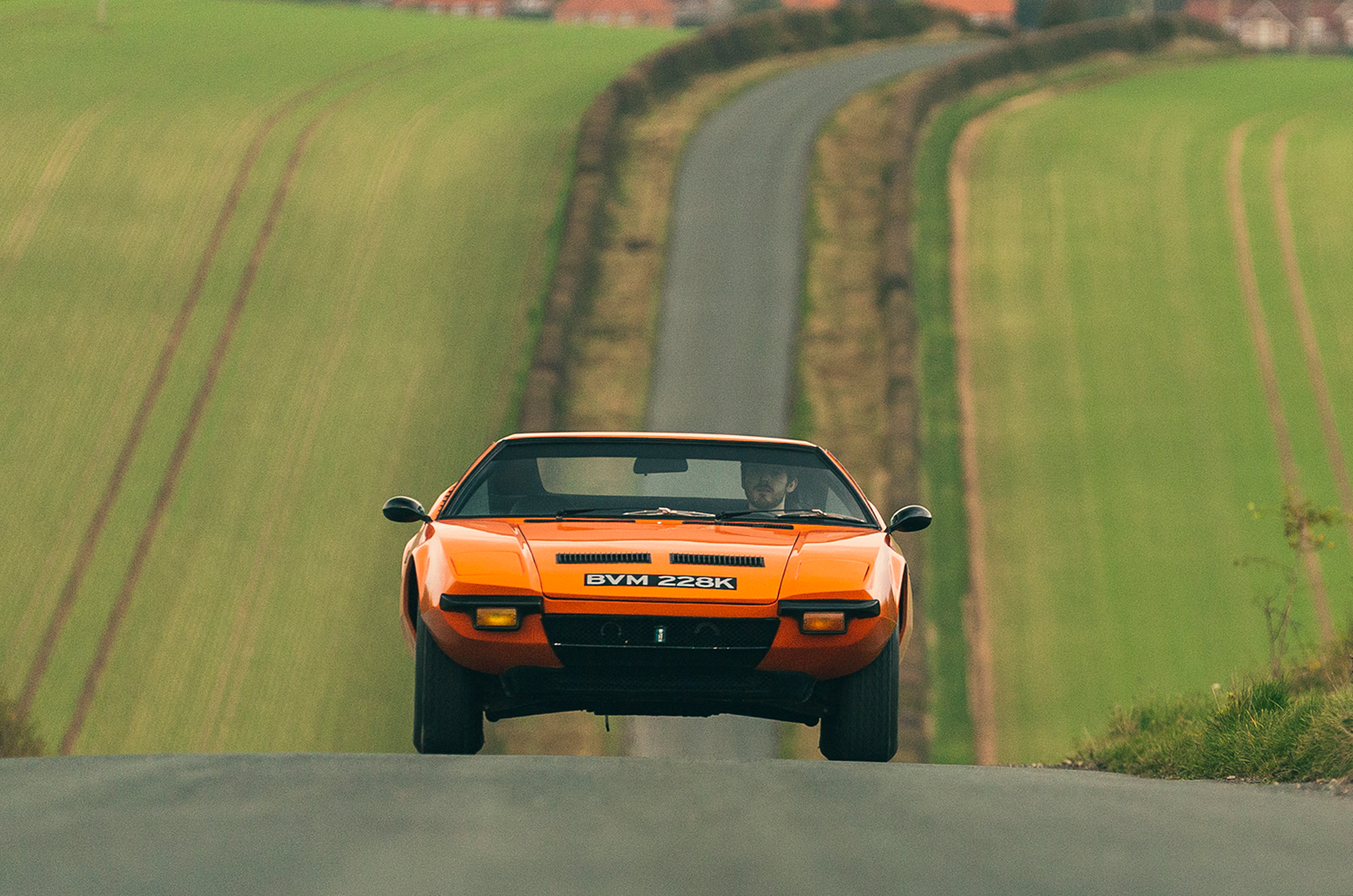 Classic & Sports Car – De Tomaso Pantera: cat from the cradle
